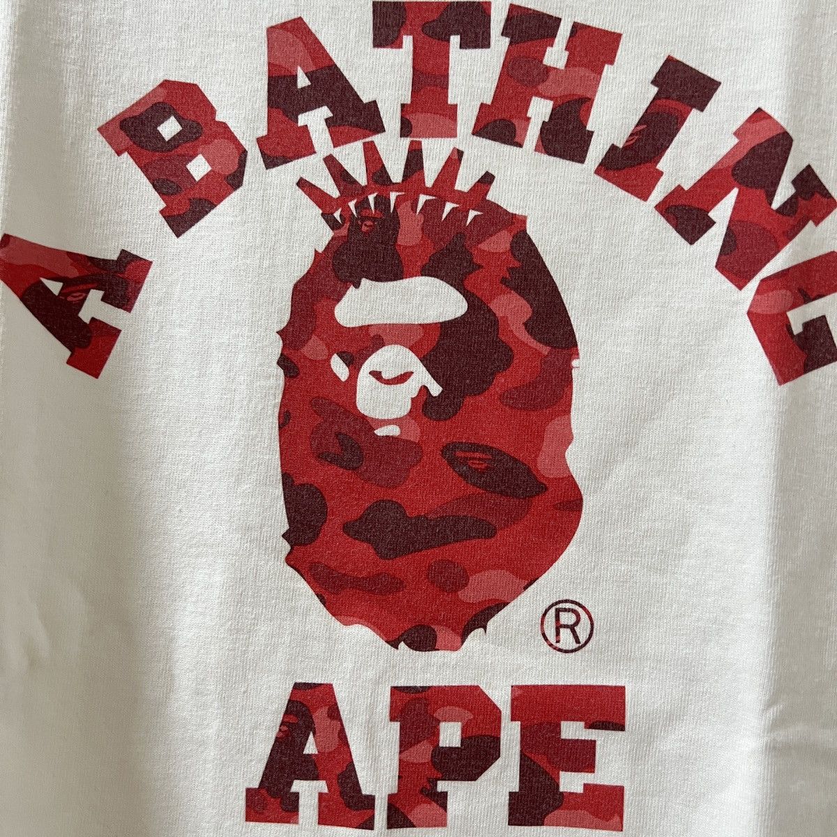 Bape Bape OG red camo college tee Size US L / EU 52-54 / 3 - 5 Thumbnail