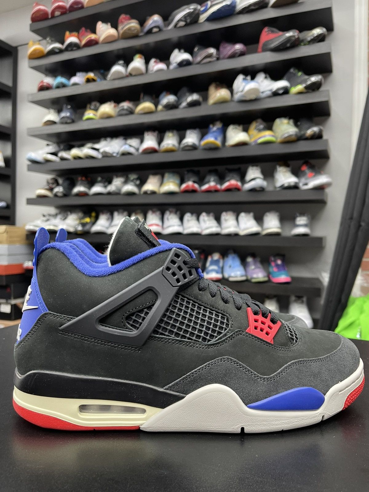 Jordan Brand Size 13 - Jordan 4 Rare Air “White Lettering” Size US 13 / EU 46 - 3 Thumbnail