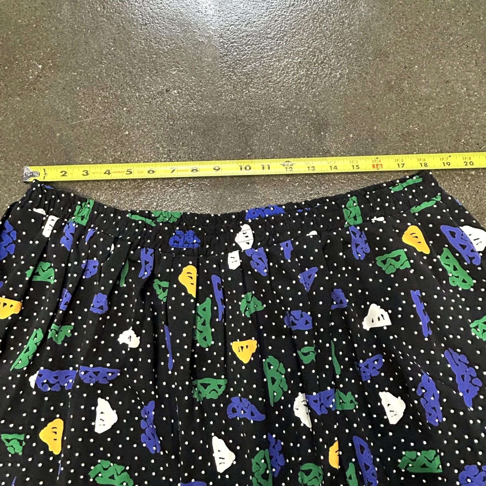 Vintage VINTAGE Alfred Dunner Skirt Womens 36 Black Abstract Polka Dot Pleated Elastic Pants? Size 25" / US 0 / IT 36 - 4 Thumbnail