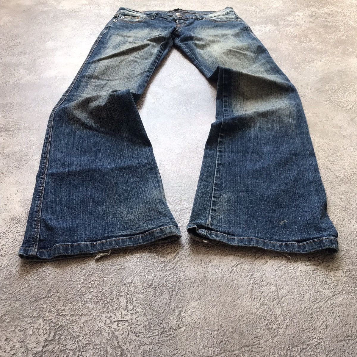 Vintage Vintage 90s Japan Distressed Flared Low Rise Grunge Jeans 28 Size 28" / US 6 / IT 42 - 1 Thumbnail