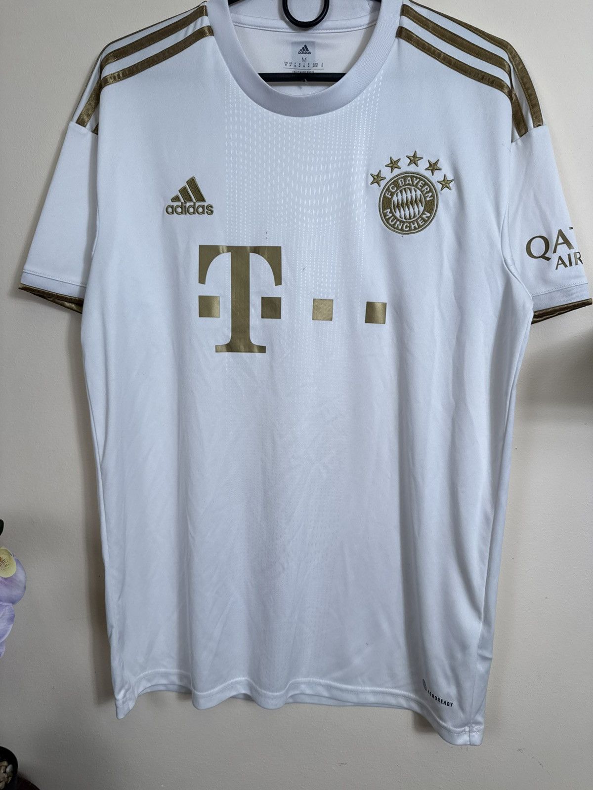 Adidas Adidas Bayern Munich Jersey 2022-23 M Away Football Shirt Size US M / EU 48-50 / 2 - 8 Thumbnail
