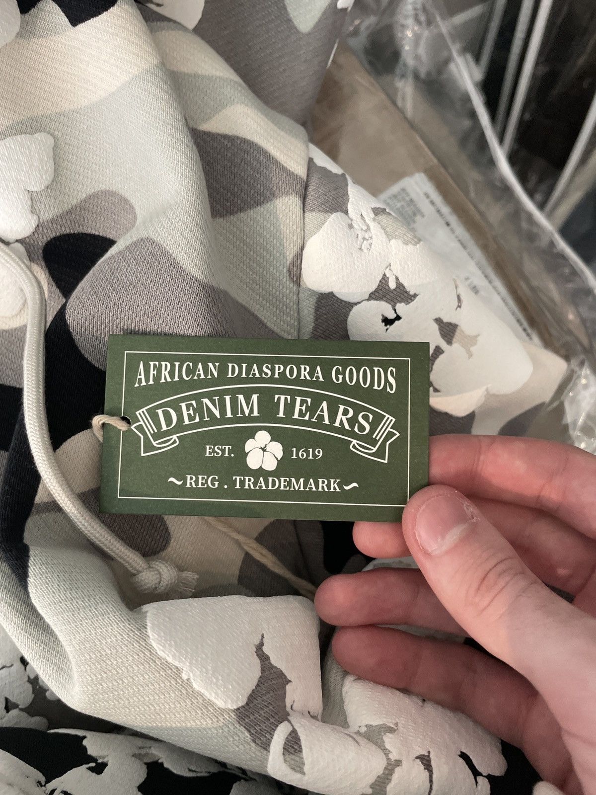 DENIM TEARS Denim Tears Cotton Wreath Zip Hoodie Snow Camo S Size US S / EU 44-46 / 1 - 7 Thumbnail