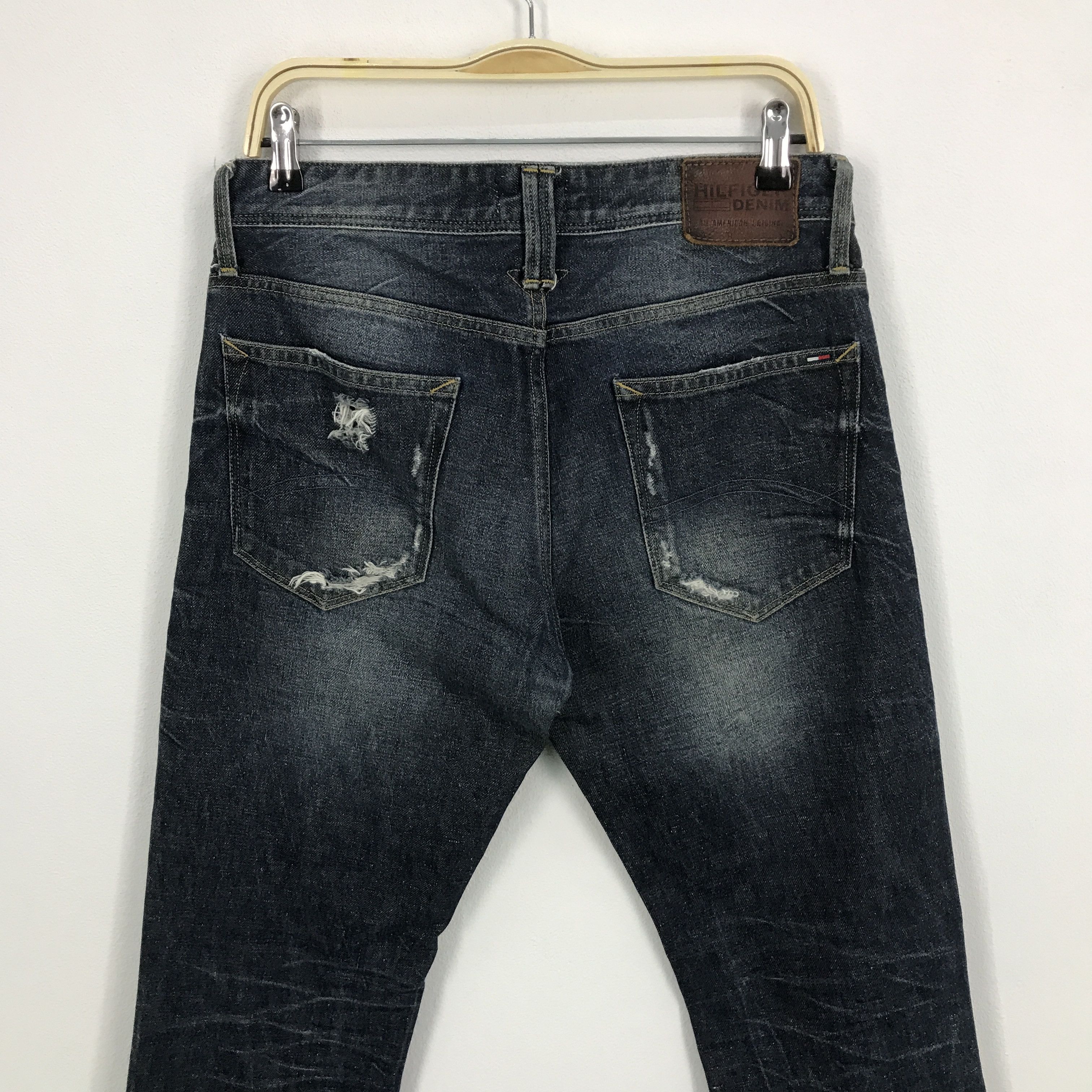 Tommy Hilfiger Denim tommy hilfiger distressed jean pants Size US 32 / EU 48 - 5 Thumbnail