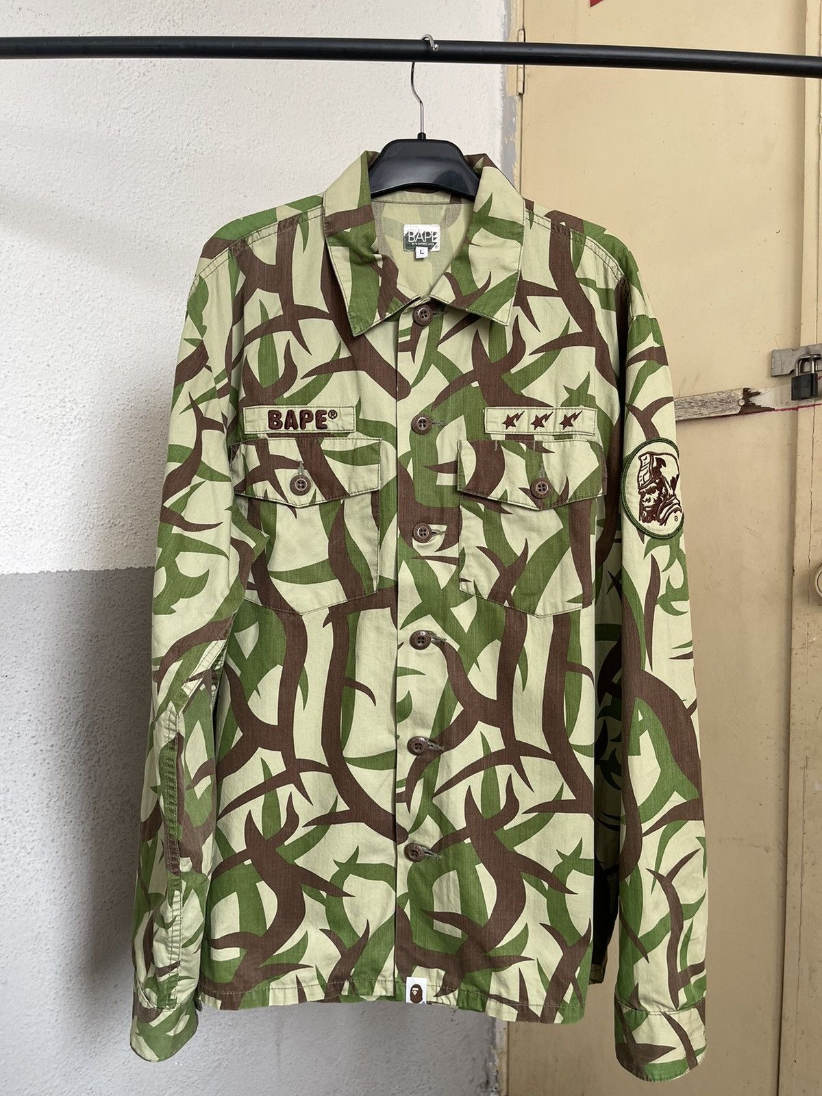 Bape A Bathing Ape Bape Tribal Camo BDU Work Jacket Size US L / EU 52-54 / 3 - 1 Thumbnail