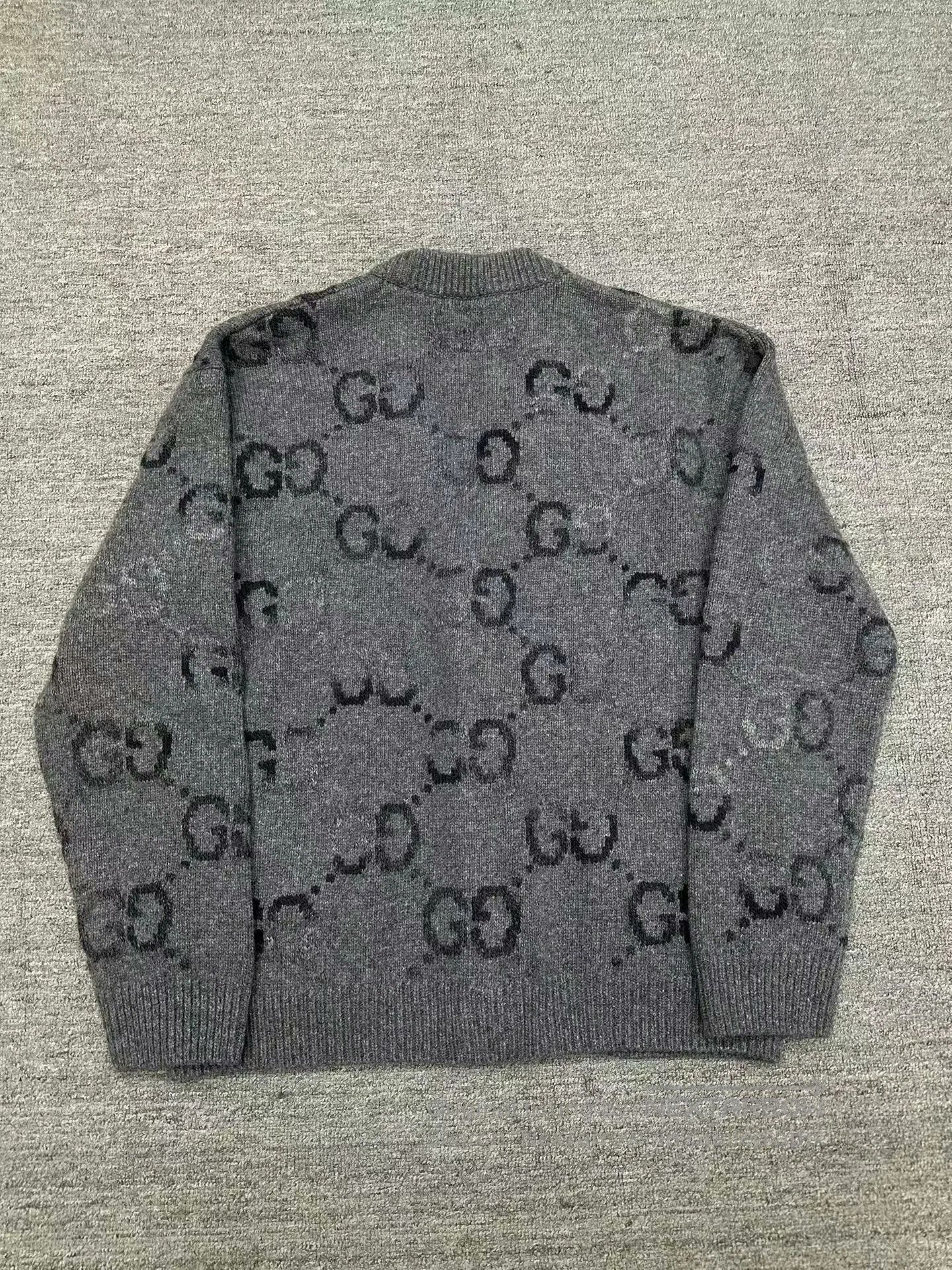 Gucci gucci gradient print wool cardigan in gray. Size US XXL / EU 58 / 5 - 2 Thumbnail