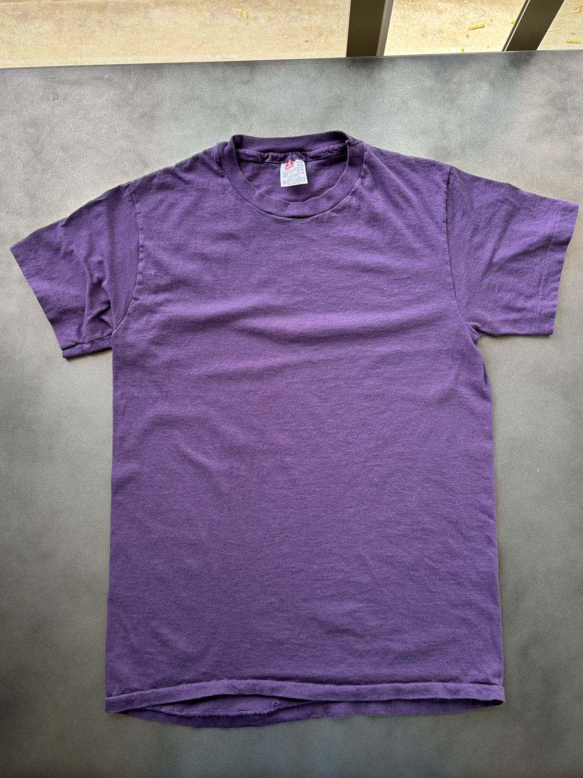 Hanes × Vintage 1970s Vintage Hanes Blank Tee Single Stitch Small USA Mens Size US S / EU 44-46 / 1 - 6 Thumbnail