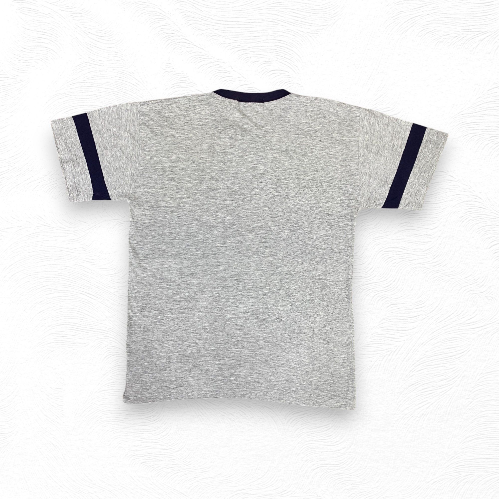 Japanese Brand Vintage Gianni Valentino Sports Tshirt - J047 Size US M / EU 48-50 / 2 - 2 Thumbnail