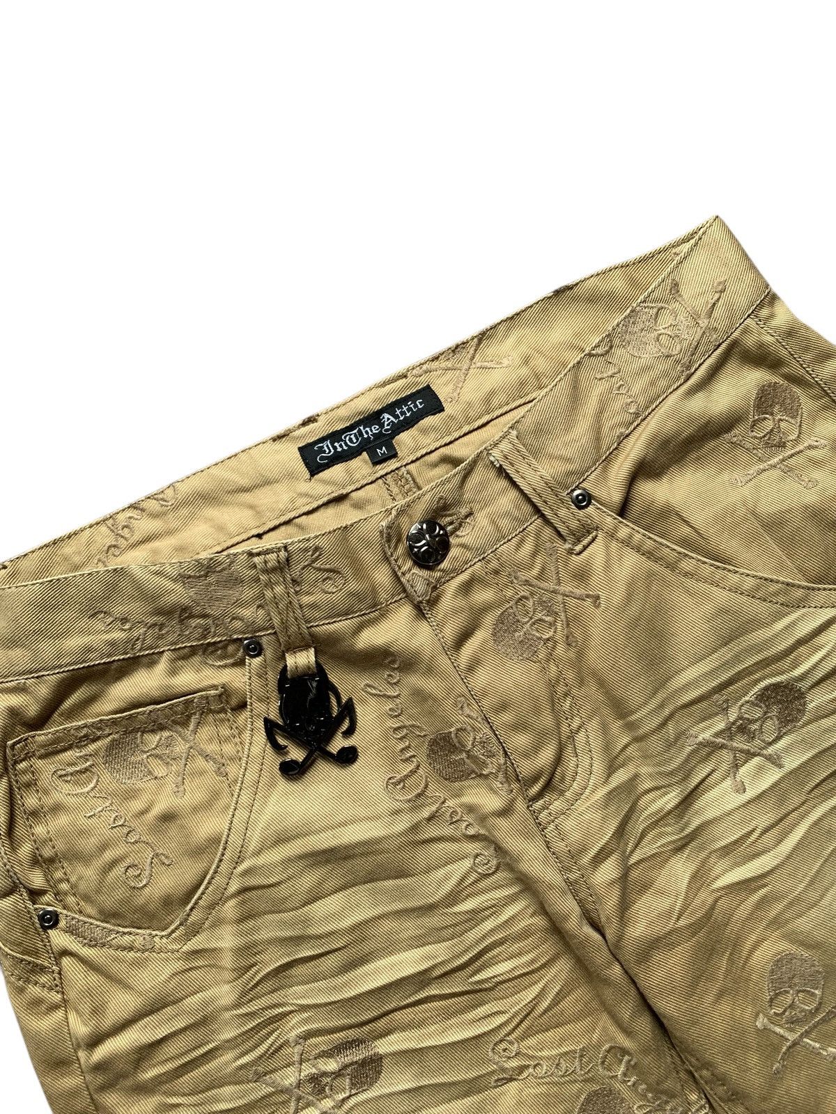 In The Attic × Japanese Brand 🕸️RARE🕸️in the attic skull emboired short pants Size US 31 - 5 Thumbnail