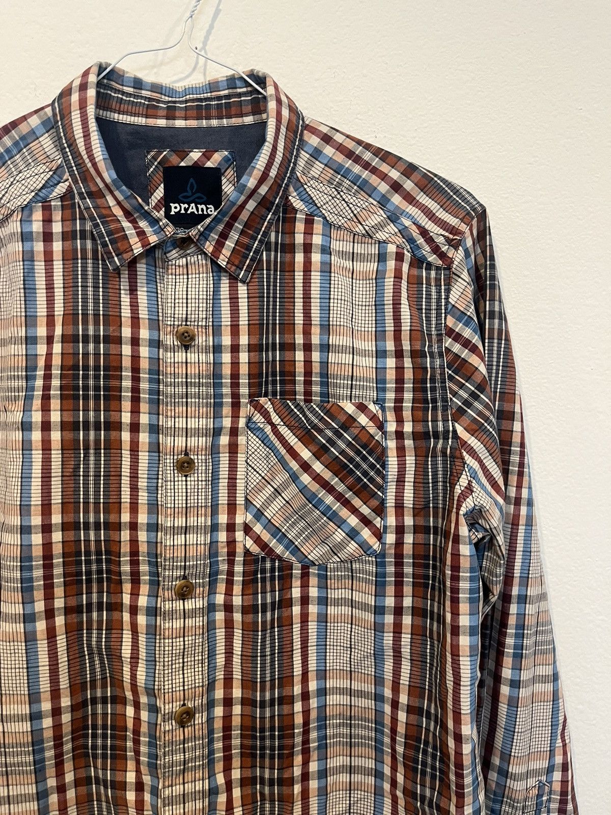 Prana Prana Men's Size Large Red Blue Plaid Long Sleeve Plaid Size US L / EU 52-54 / 3 - 3 Thumbnail