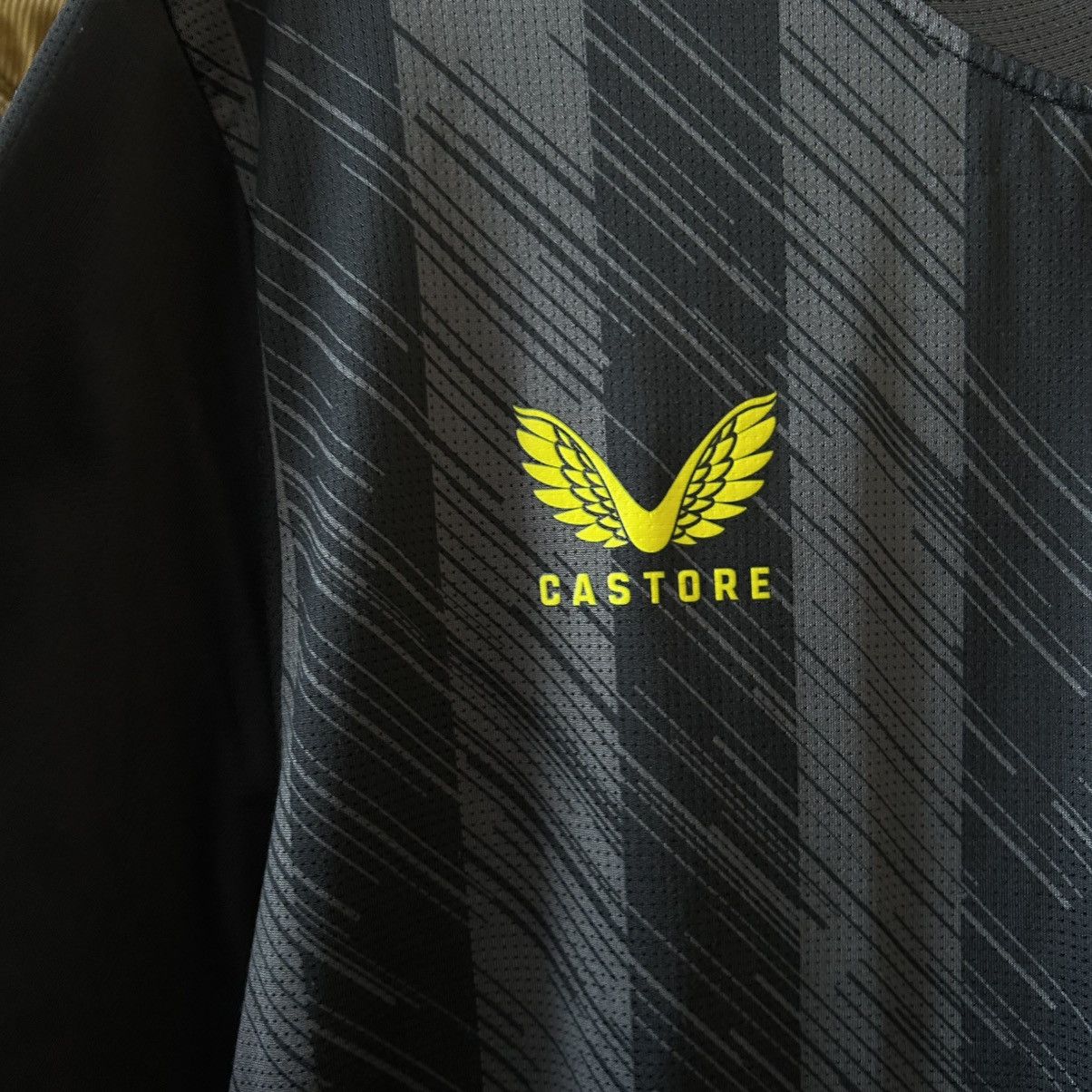 Castore Mens Castore Newcastle Small Logo Home Soccer jersey size XL Size US XL / EU 56 / 4 - 3 Thumbnail