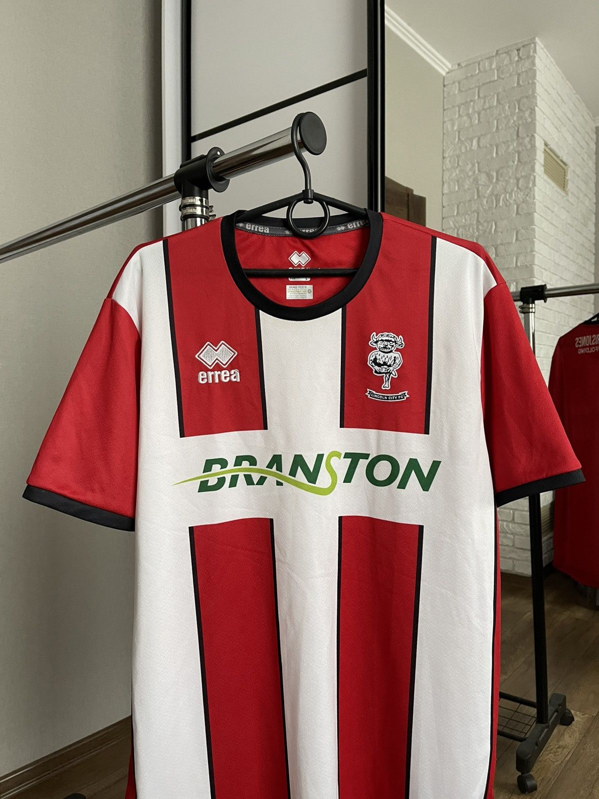 Errea 2022/2023 Lincoln City FC Errea Soccer Jersey T-Shirt Tee Size US L / EU 52-54 / 3 - 5 Thumbnail