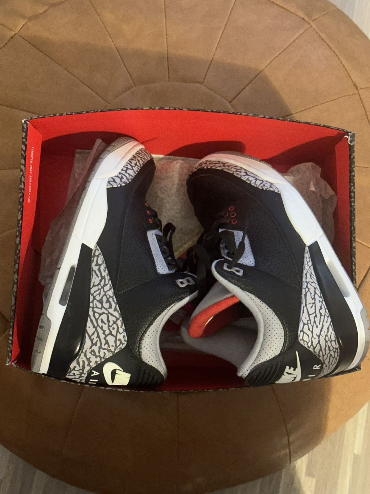 Jordan Brand Air Jordan 3 Cement 2018 Size US 7.5 / EU 40-41 - 7 Thumbnail