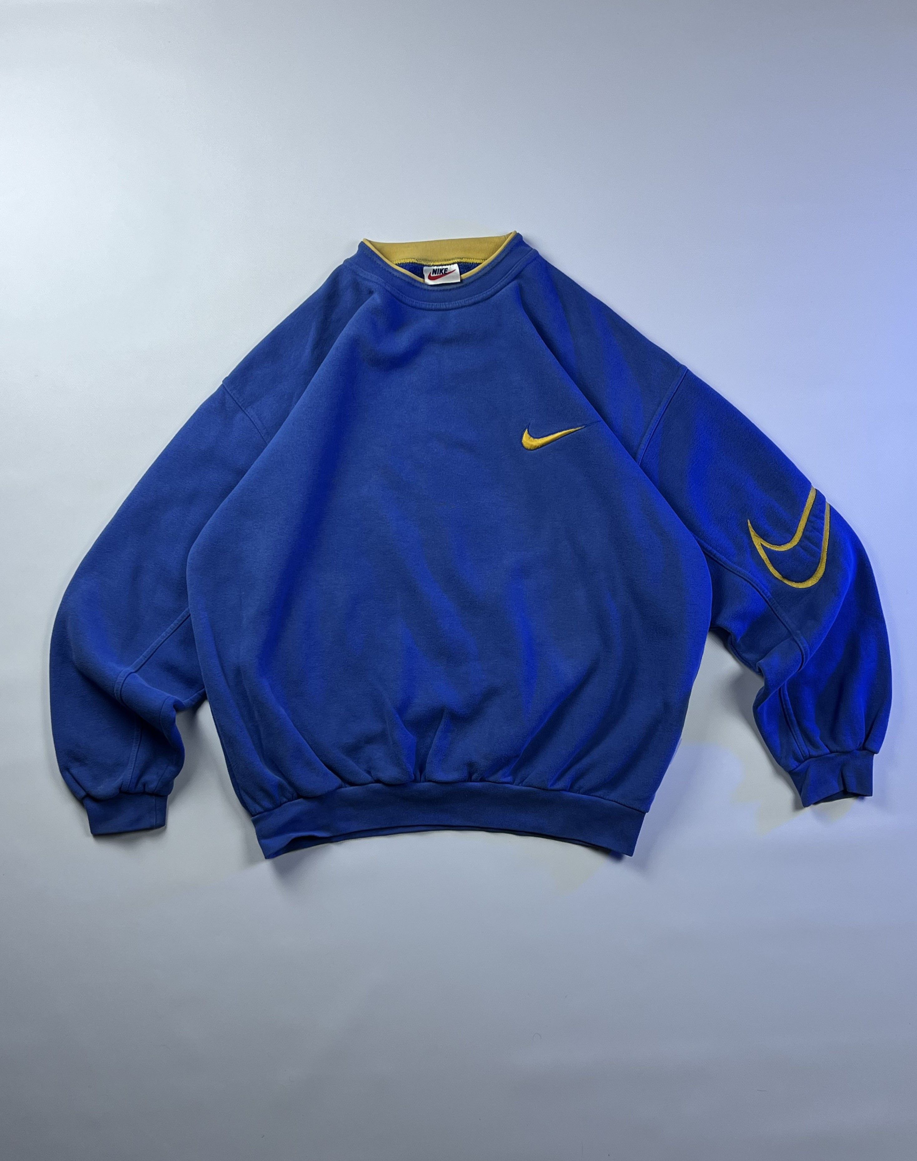 Nike × Vintage 90s Rare Nike Swoosh Sweatshirt Size US L / EU 52-54 / 3 - 1 Thumbnail