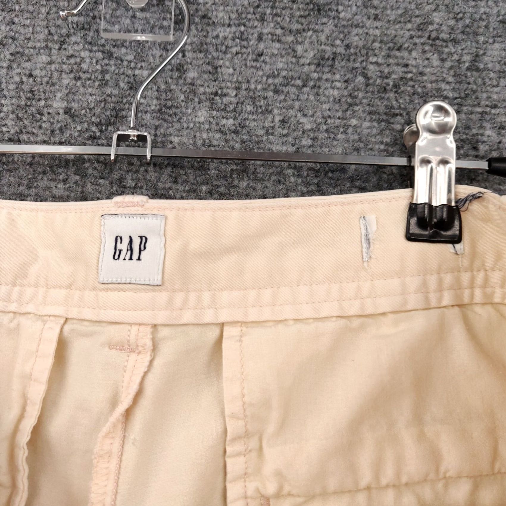 Gap Gap Womens Shorts Beige Hot Pants Flat Front Cotton Blend Pockets Size 4 Size 24" / US 00 / IT 34 - 3 Thumbnail