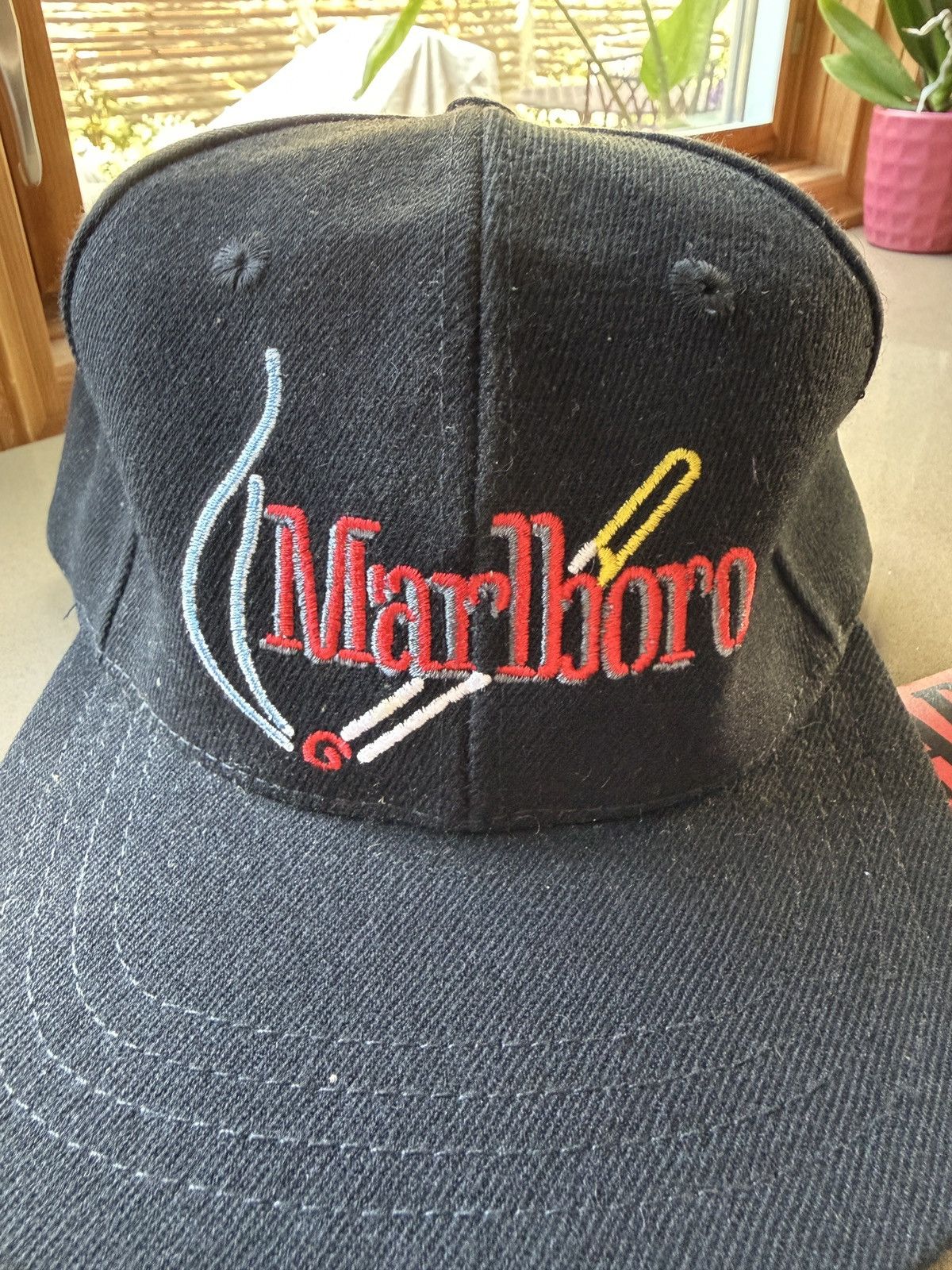 Vintage NWT Vintage 90s Marlboro Embroidered Strapback Hat Size ONE SIZE - 2 Thumbnail
