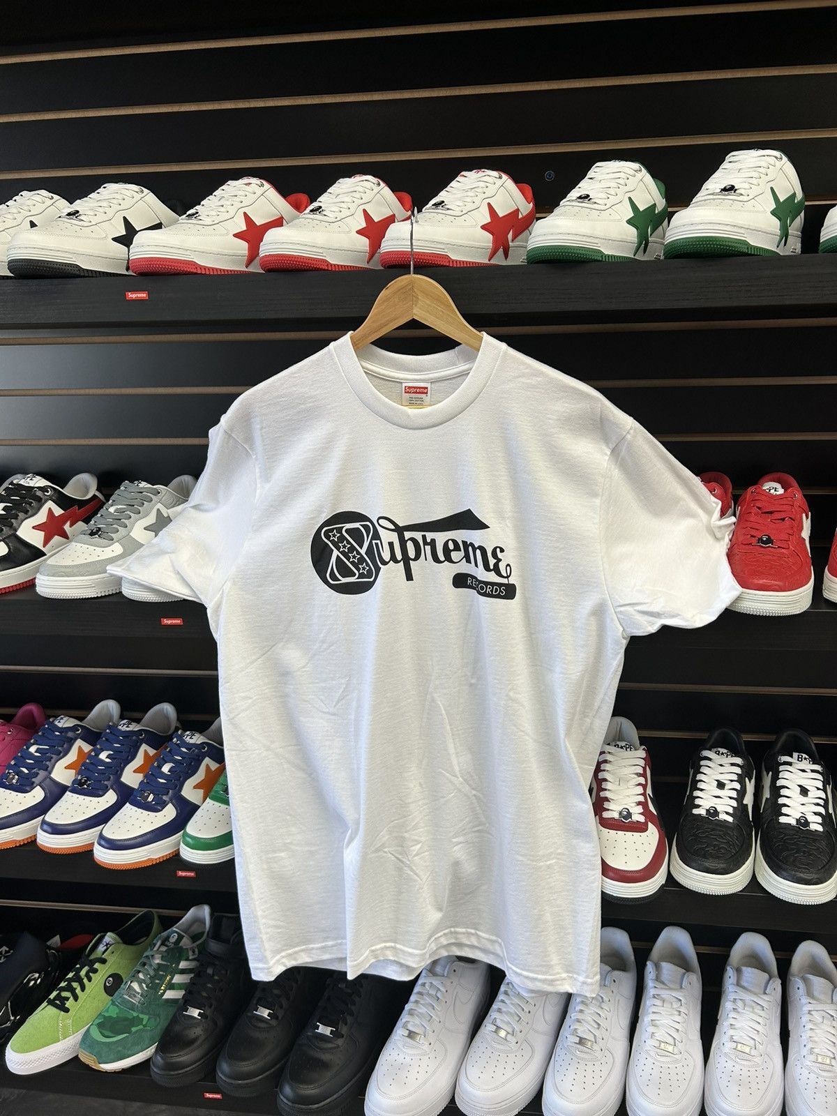 Supreme Supreme Records T-shirt Size US L / EU 52-54 / 3 - 1 Thumbnail