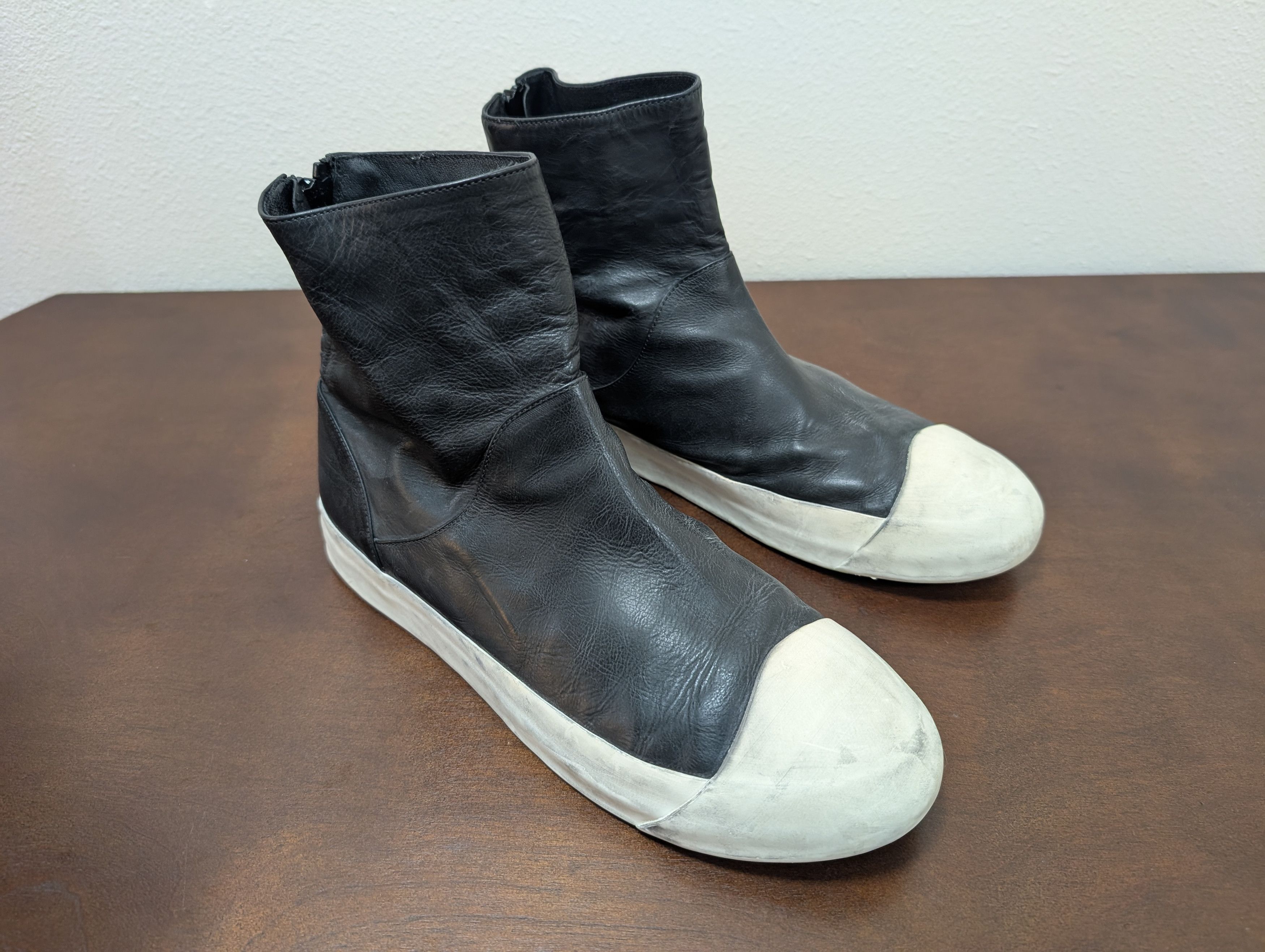RBRSL OXS Rubber Soul Leather Sneakers Size US 9 / EU 42 - 2 Thumbnail
