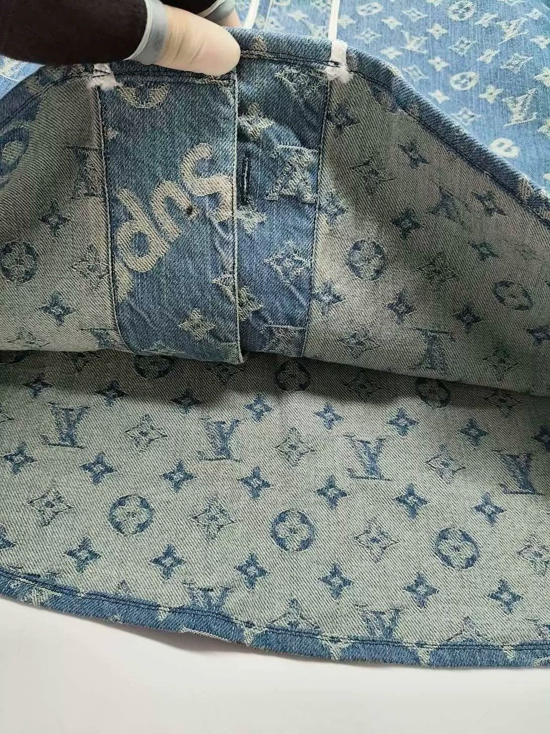 Louis Vuitton Louis Vuitton Supreme Denim Baseball Shirt-yf Size US XS / EU 42 / 0 - 7 Thumbnail