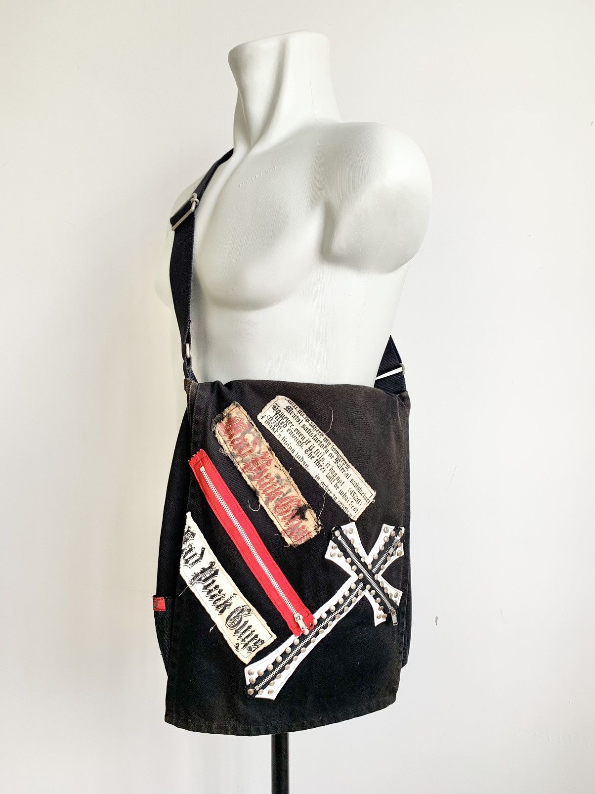 Beauty Beast x If Six Was Nine Mad Punk Faded Sling Bag in Black, Men's