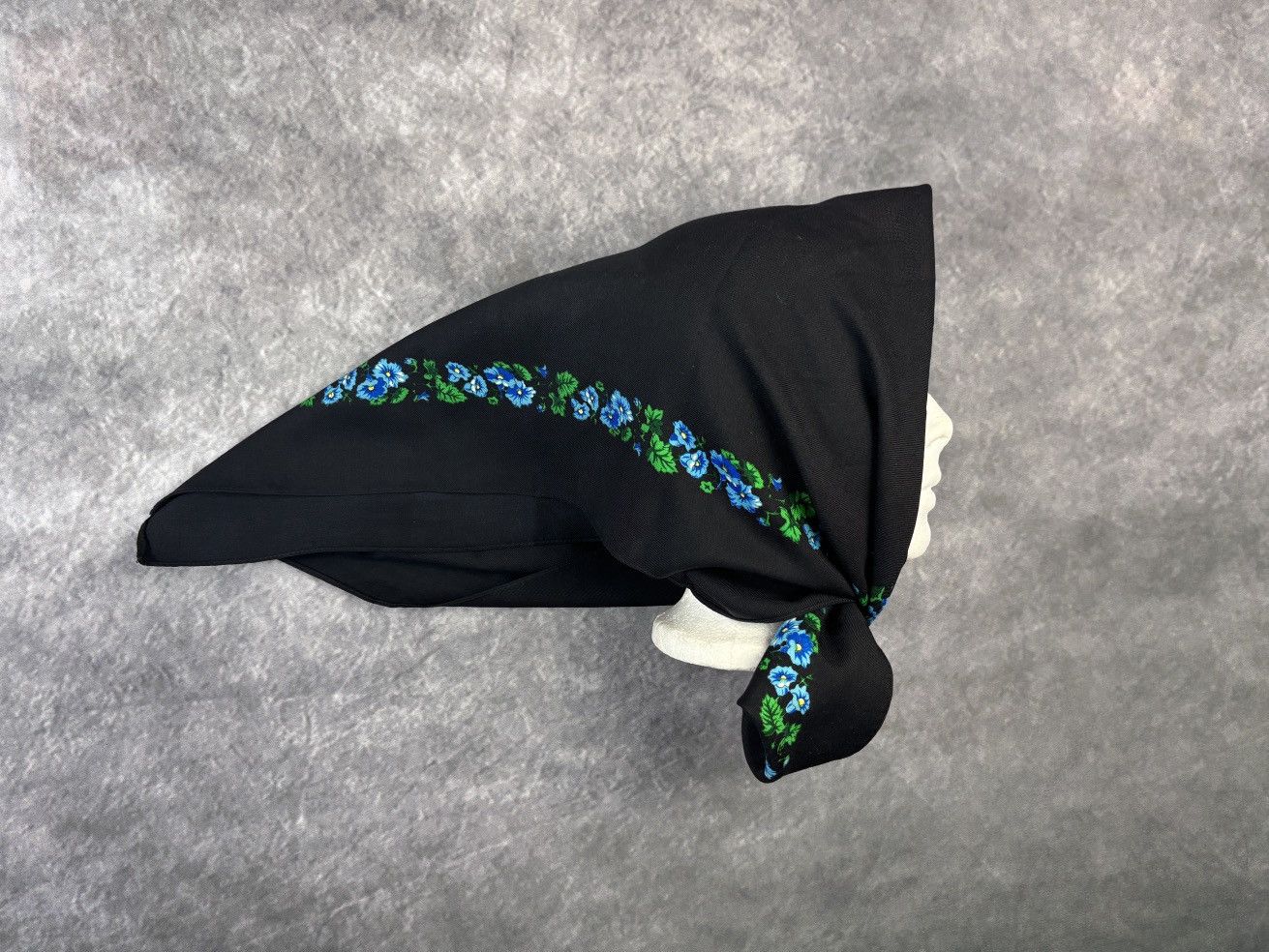 Vintage Vintage Hand Printed Wool Scarf 1960s 1970s Cashmere Scarf Size ONE SIZE - 13 Thumbnail