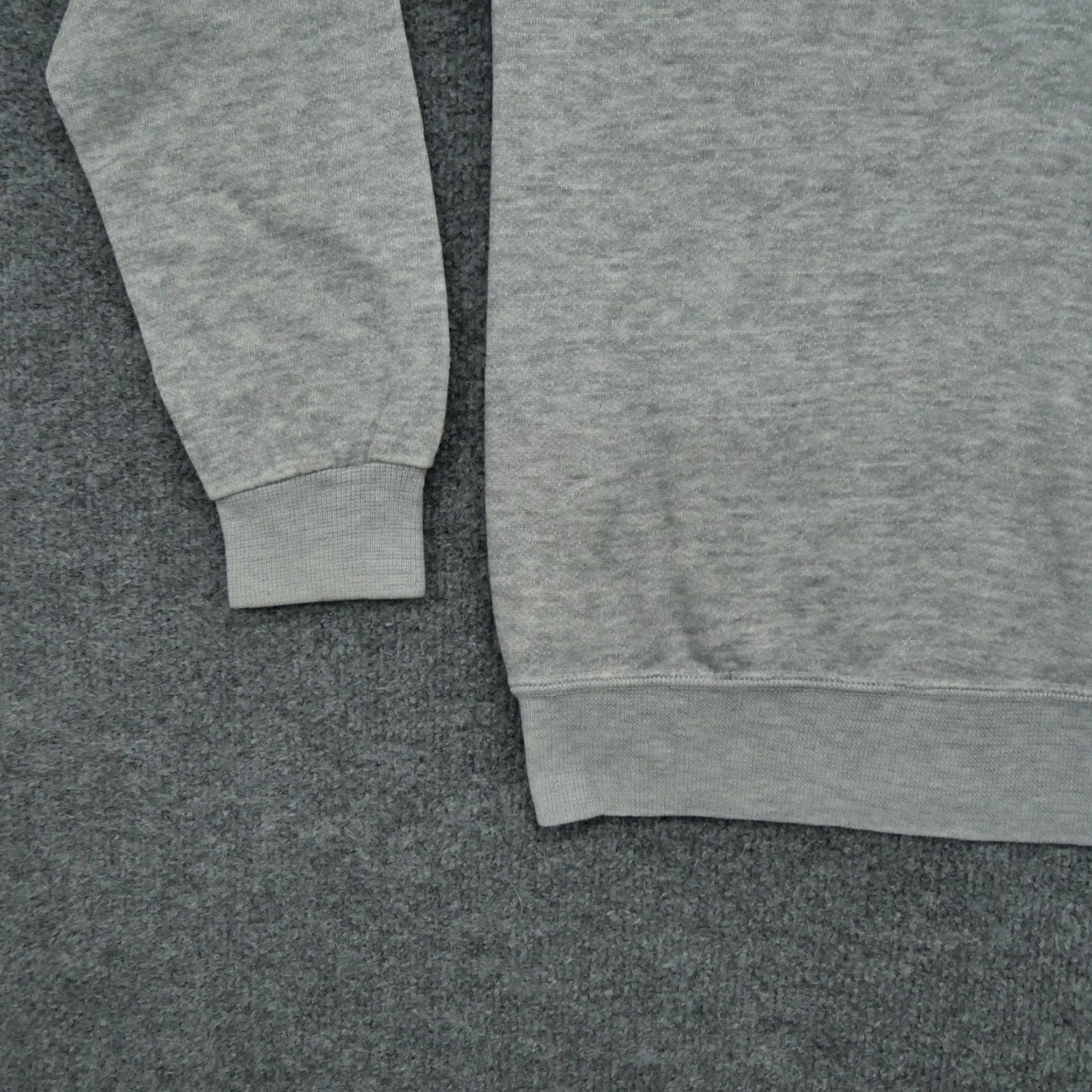 Vintage VINTAGE Bees Sweatshirt Womens Medium Gray Pullover Patch 70s 80s 90s Nature Casual Size M / US 6-8 / IT 42-44 - 4 Thumbnail