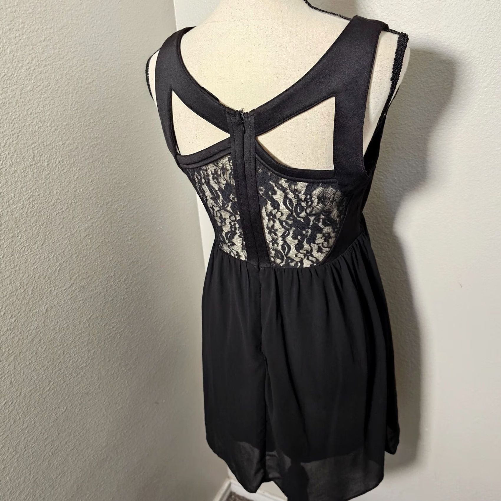 J Brand i Heart Joah Brand Womens Black Mini Dress Size M Lace Sleeveless Party Zippered Size M / US 6-8 / IT 42-44 - 3 Thumbnail