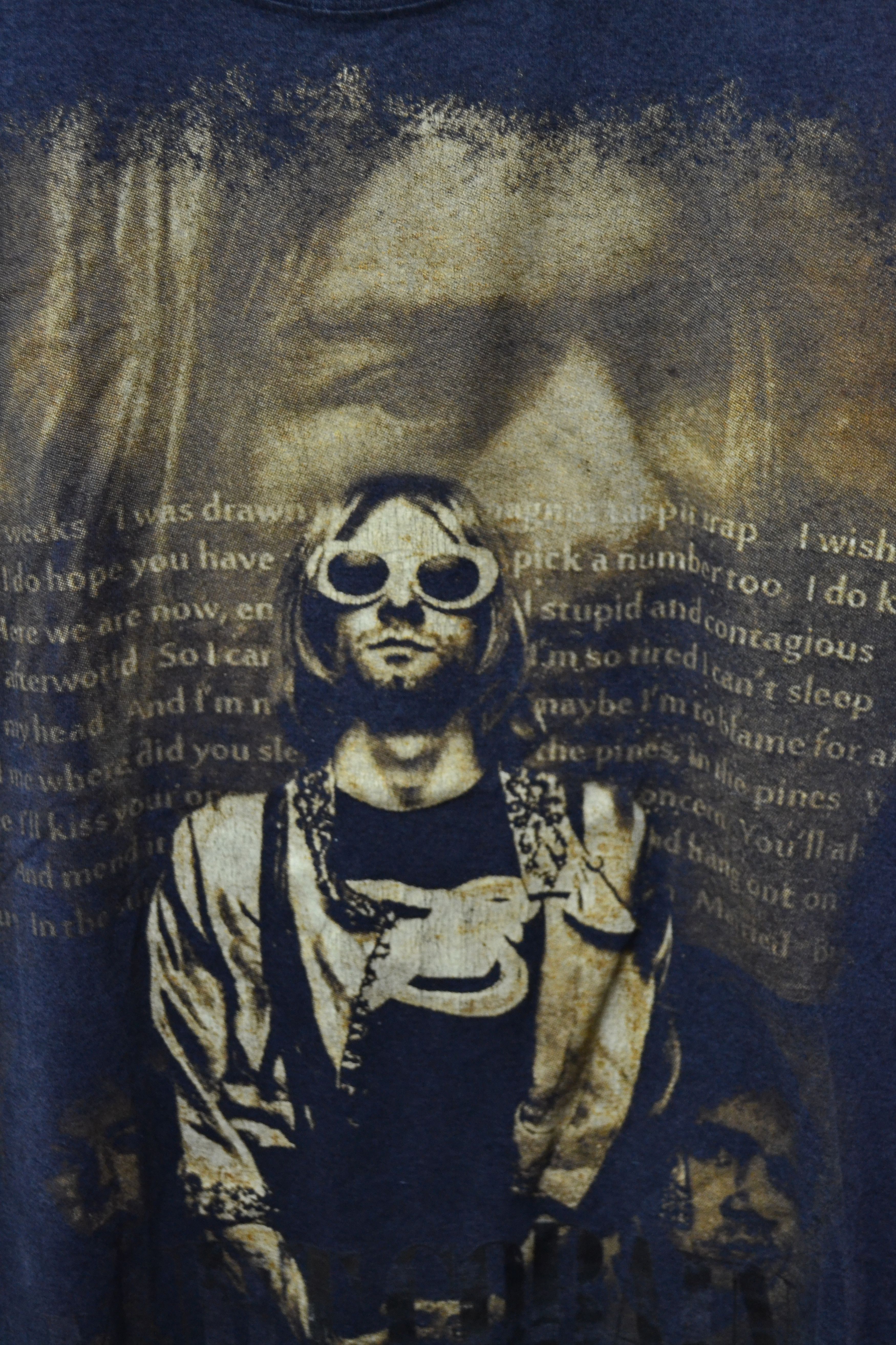 Other VINTAGE MEXICAN BOOTLEG KURT COBAIN TEE Size US L / EU 52-54 / 3 - 4 Thumbnail
