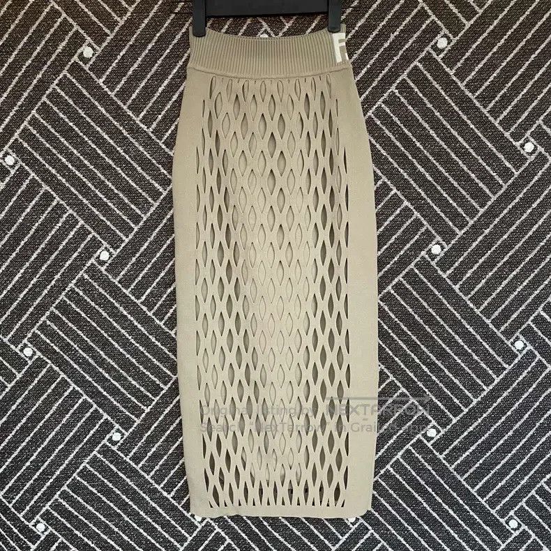 Fendi Fendi Solid color layered mesh pencil casual long skirt Size 25" / US 0 / IT 36 - 2 Thumbnail