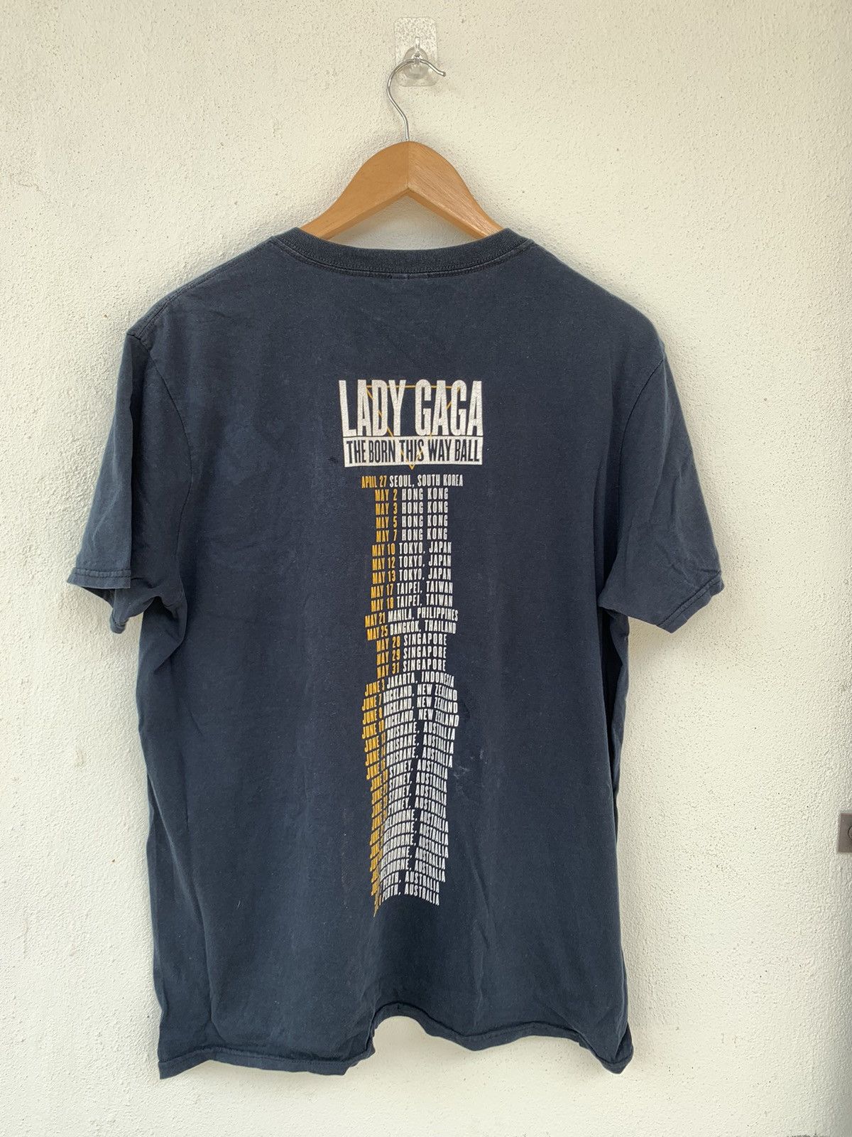 Vintage Y2K Thrashed Distressed Lady Gaga Tshirt Size US L / EU 52-54 / 3 - 2 Thumbnail