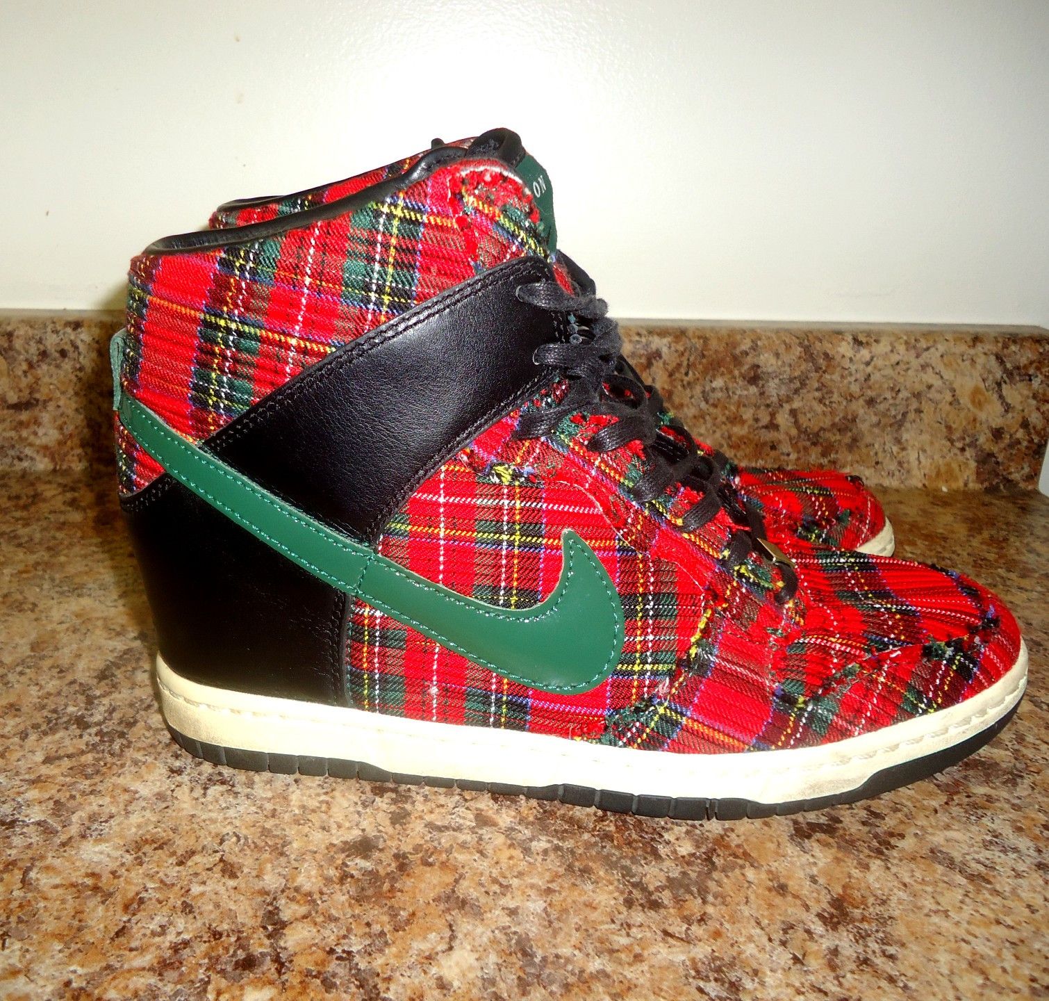 Nike Nike Dunk Sky Hi QS "London" size 9 Women's great condition! Size US 9 / IT 39 - 2 Thumbnail