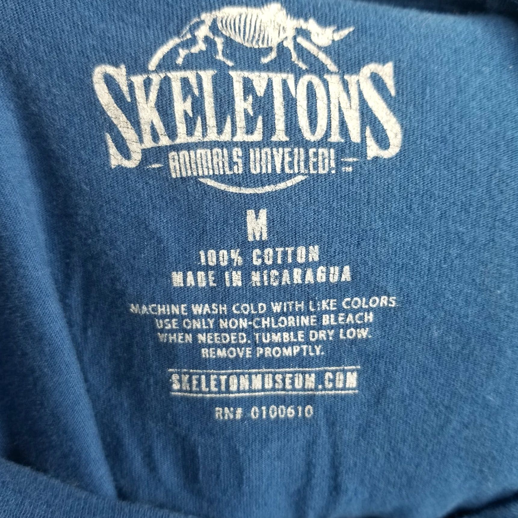 Vintage Skeletons Animals Unveiled Orlando FL Museum Funny Womens M T Shirt Blue Size M / US 6-8 / IT 42-44 - 2 Thumbnail