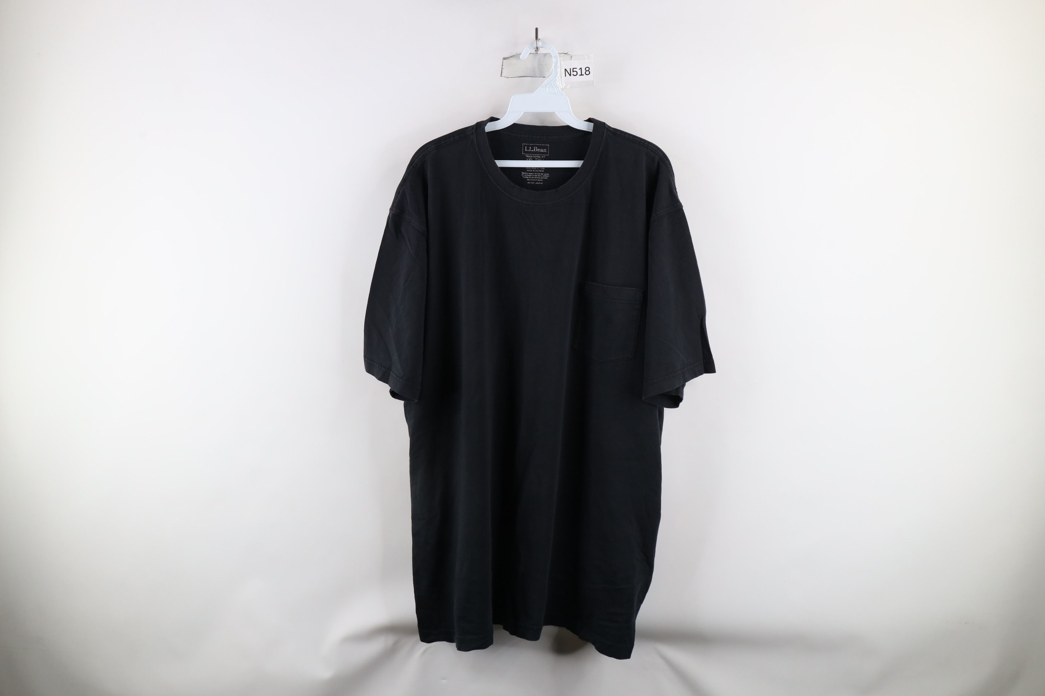 L.L. Bean × Vintage Vintage LL Bean Short Sleeve Pocket T-Shirt Black Cotton Size US XXL / EU 58 / 5 - 1 Thumbnail