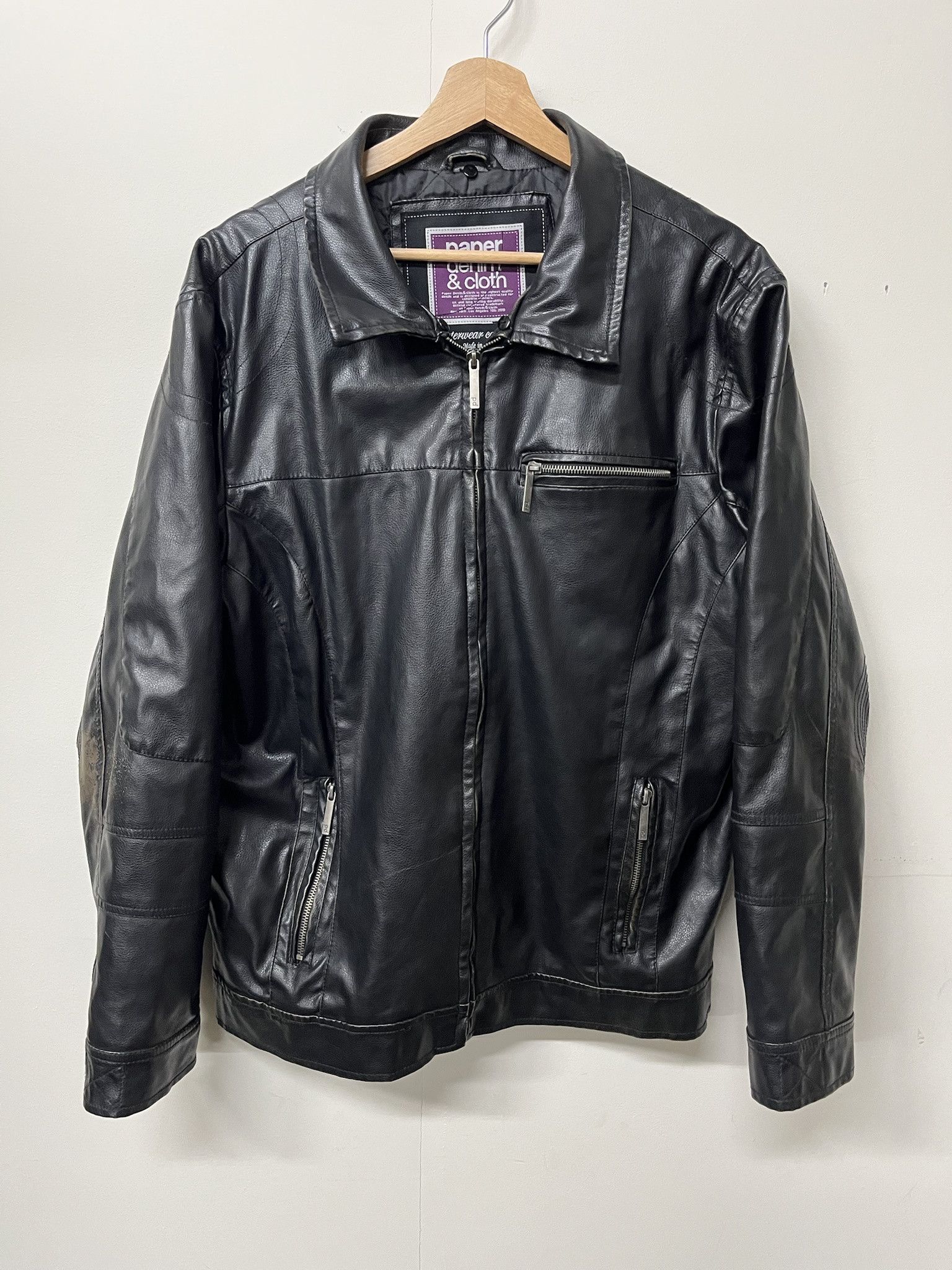 Leather × Vintage × Wilsons Leather Vintage 2000s Leather Motorcycle jacket Size M Size US M / EU 48-50 / 2 - 1 Thumbnail
