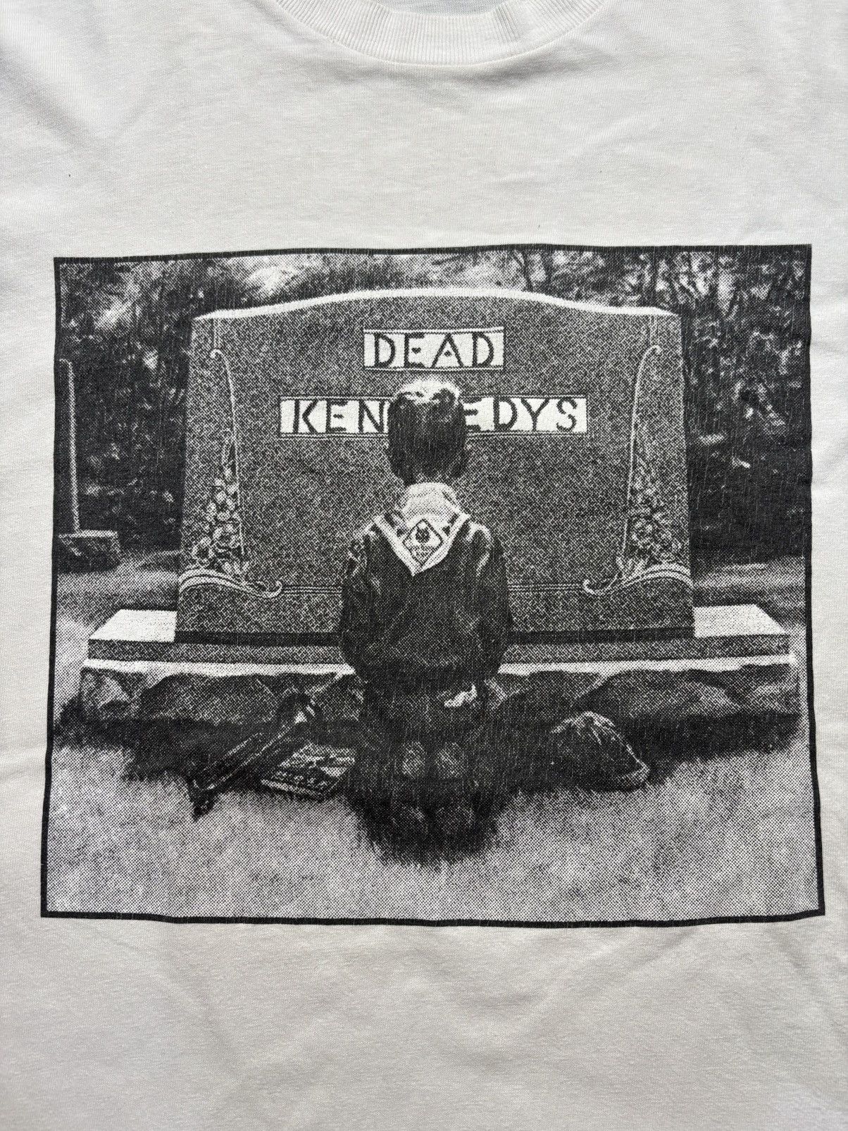 Supreme Supreme x dead kennedys tshirt white Size US M / EU 48-50 / 2 - 2 Thumbnail