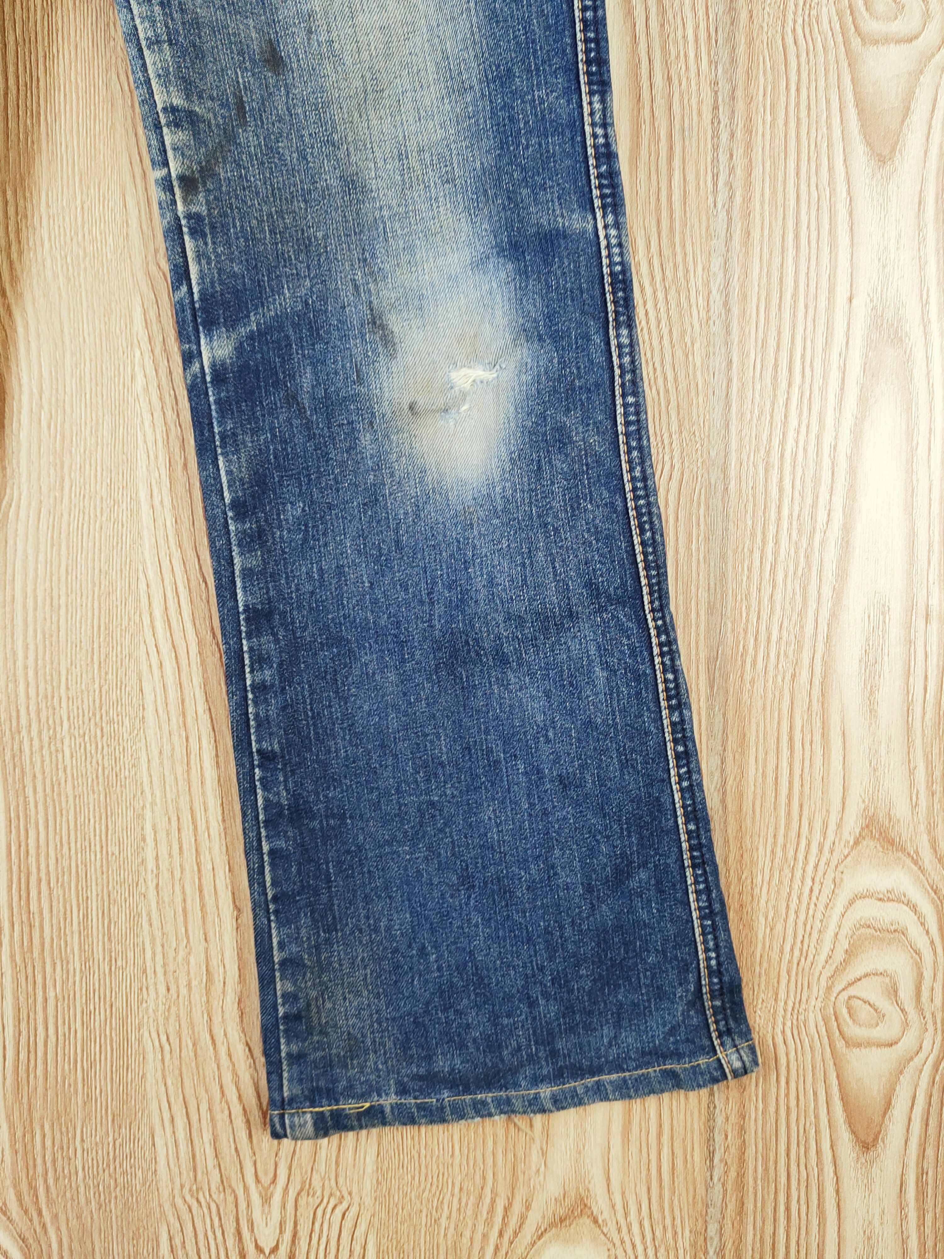 Levi's Levi's Dark Blue Distressed Ripped Jeans #W611 Size 28" / US 6 / IT 42 - 6 Thumbnail