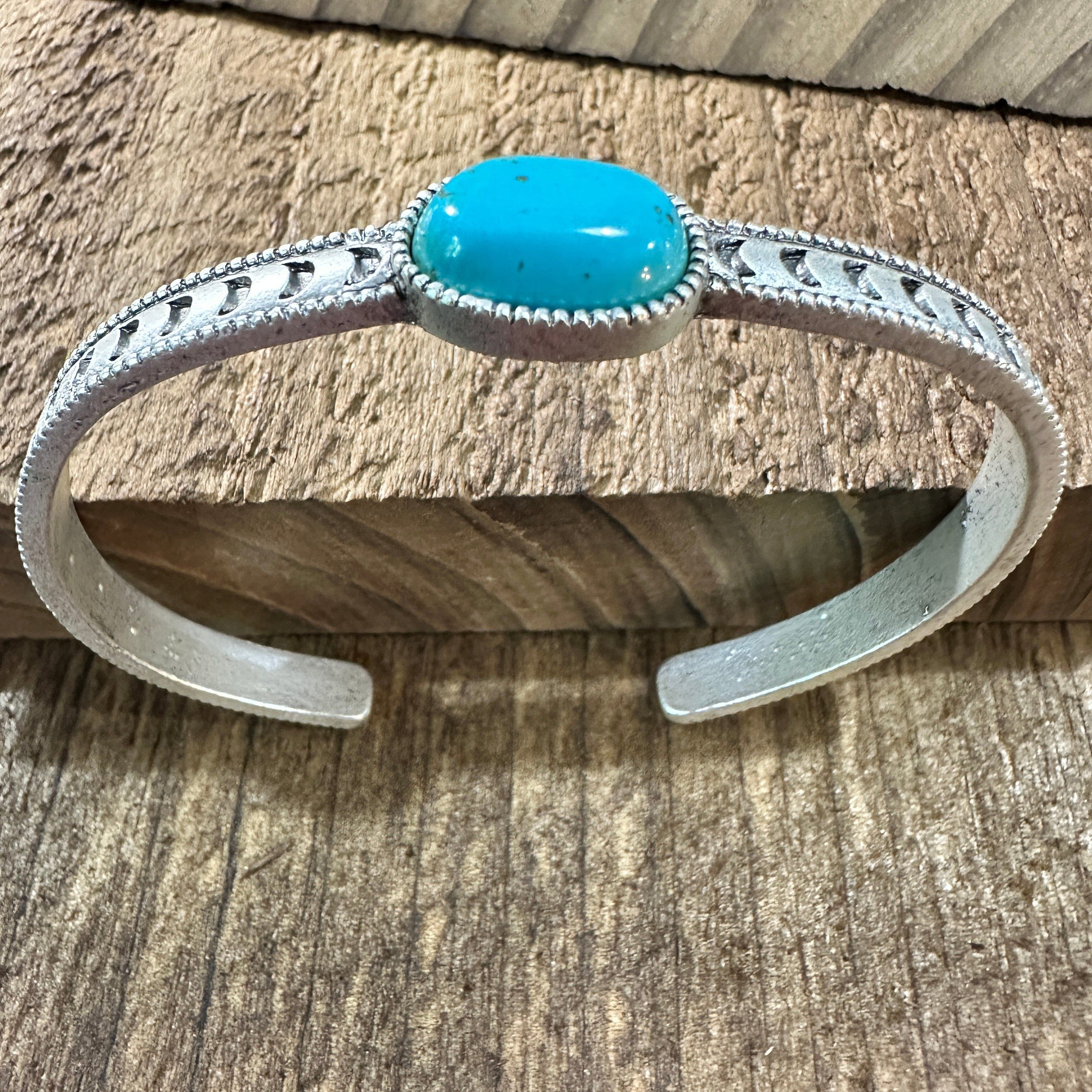 Other Turquoise Cuff Bracelet in Antique Silver, Native American C Size ONE SIZE - 5 Thumbnail