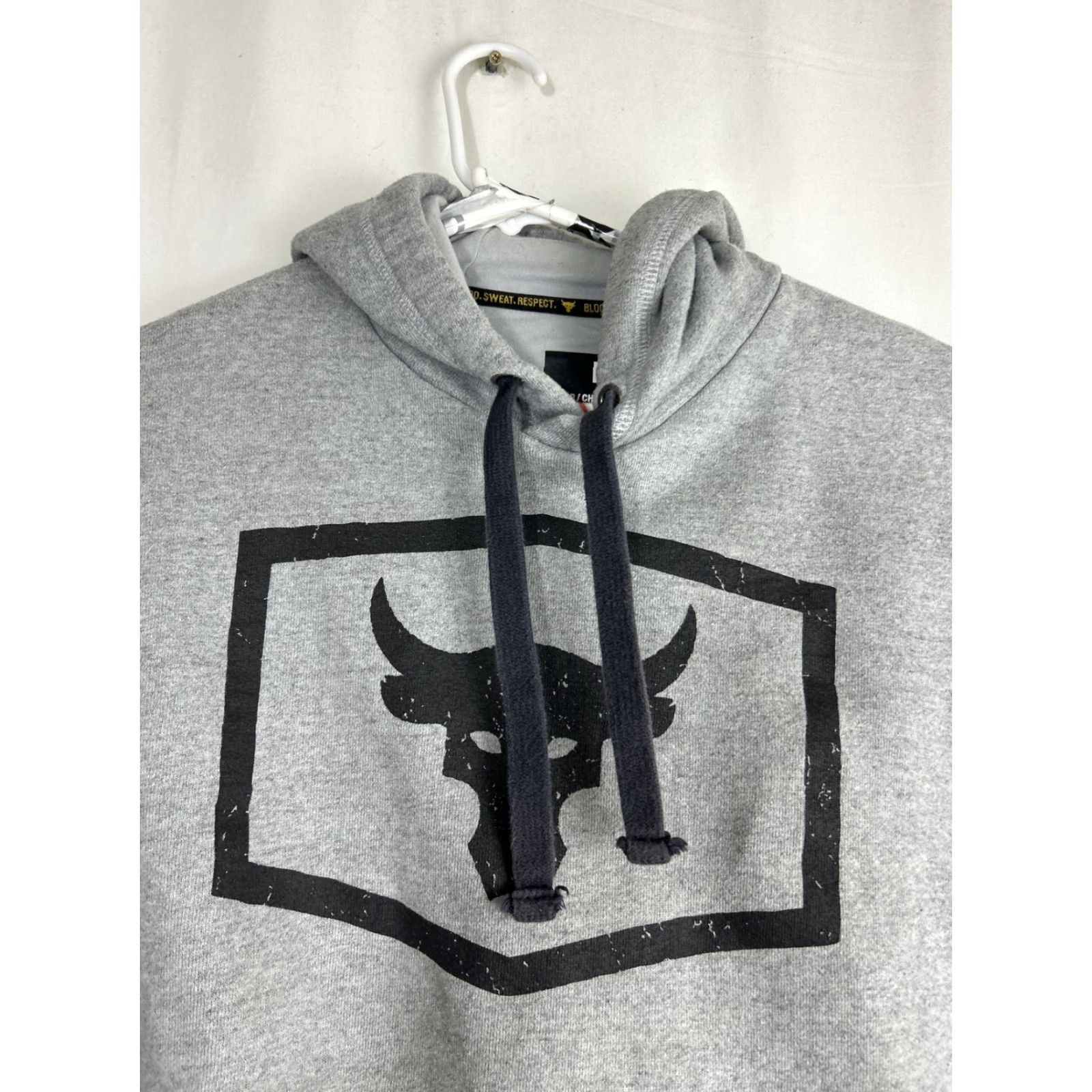 Under Armour VINTAGE Project Rock x Under Armour UA Brahma Bull Warm Up Hoodie Men’s Sz Small Gray Size US S / EU 44-46 / 1 - 3 Thumbnail