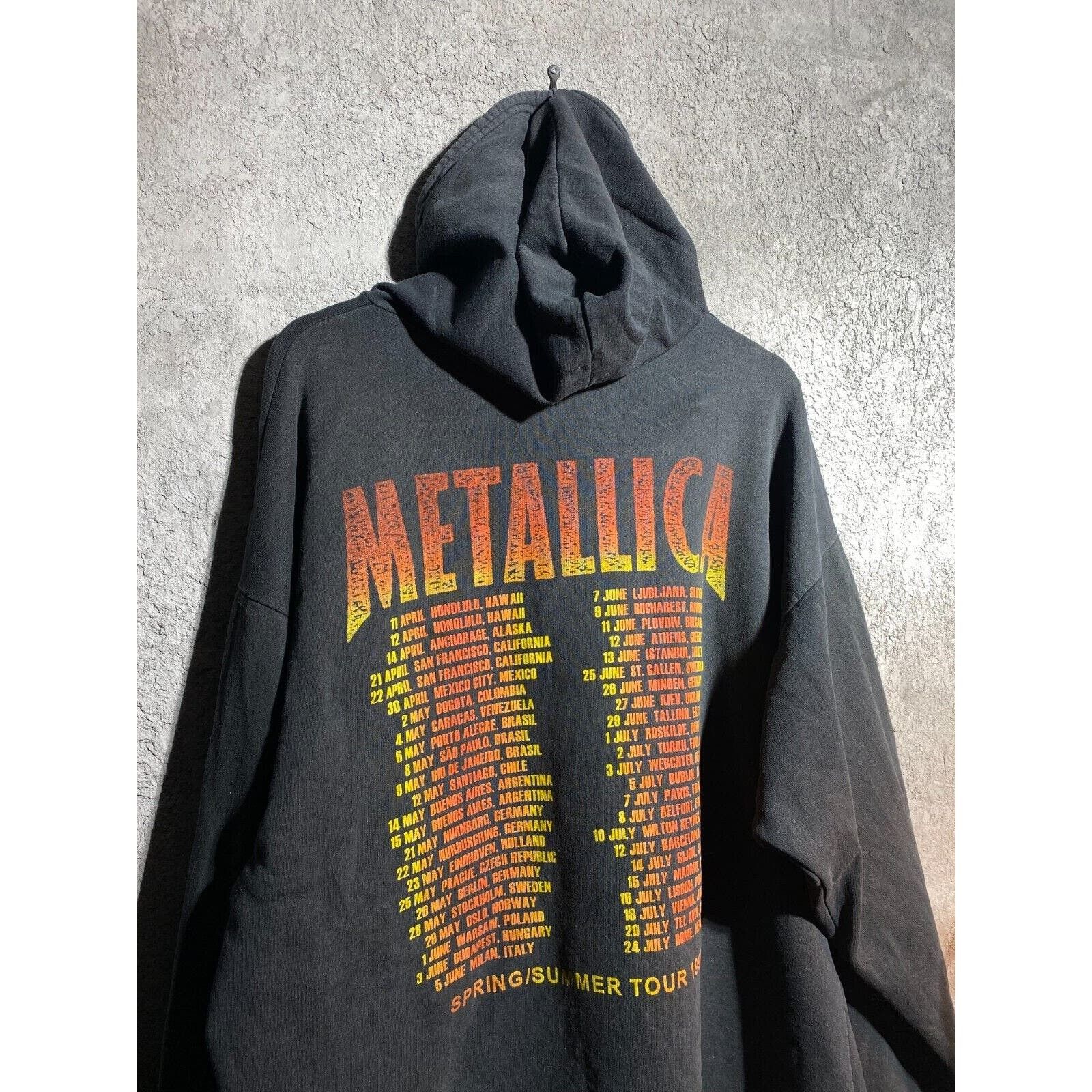 Metallica VINTAGE METALLICA 1999 SPIRNG SUMMER HOODIE EUROPE TOUR L Size US L / EU 52-54 / 3 - 13 Thumbnail