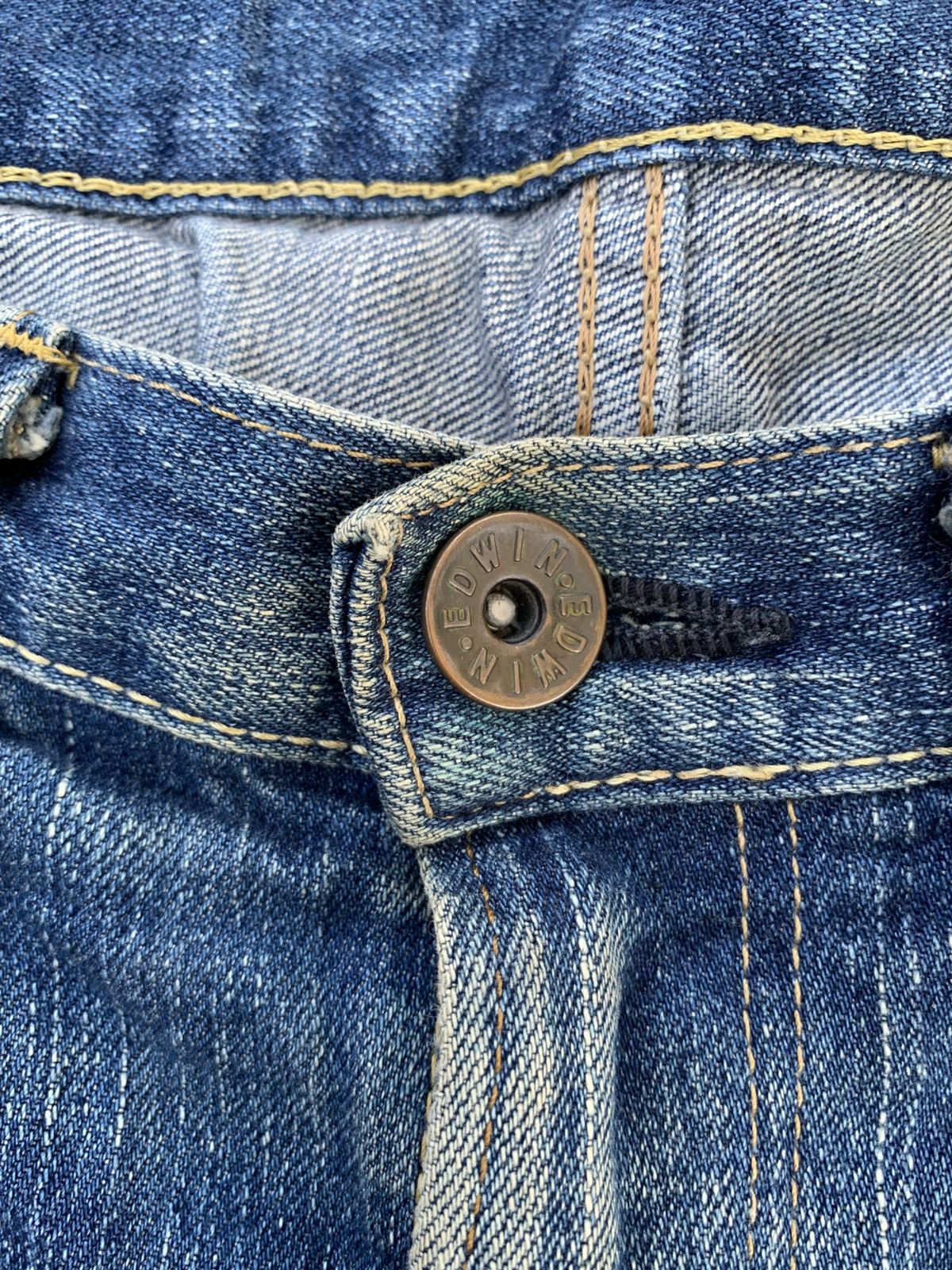 Edwin VINTAGE EDWIN505zx SELVEDGE BUCKLE BACK DISTRESSED DENIM Size US 33 - 18 Thumbnail