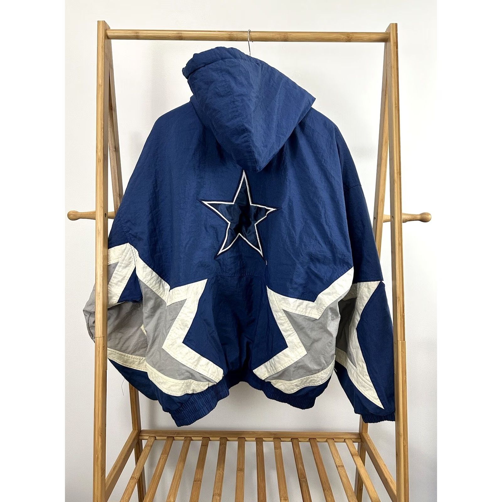 Starter VTG 90s Dallas Cowboys NFL Puffer Starter Hooded Jacket XL Mens Multicolor Style: Puffer Hooded Jacket Cowboy Theme Dress: Starter Jacket Size XL Mens Size US XL / EU 56 / 4 - 2 Thumbnail
