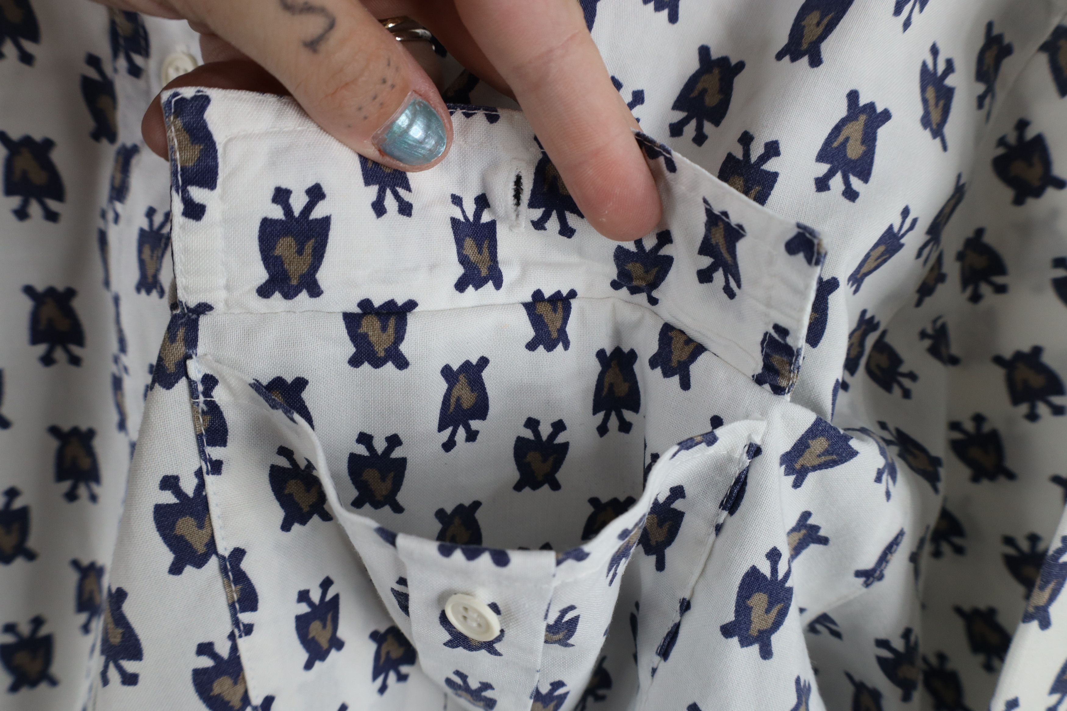 Vintage Vintage 90s Streetwear All Over Print Collared Button Shirt Size M / US 6-8 / IT 42-44 - 4 Thumbnail