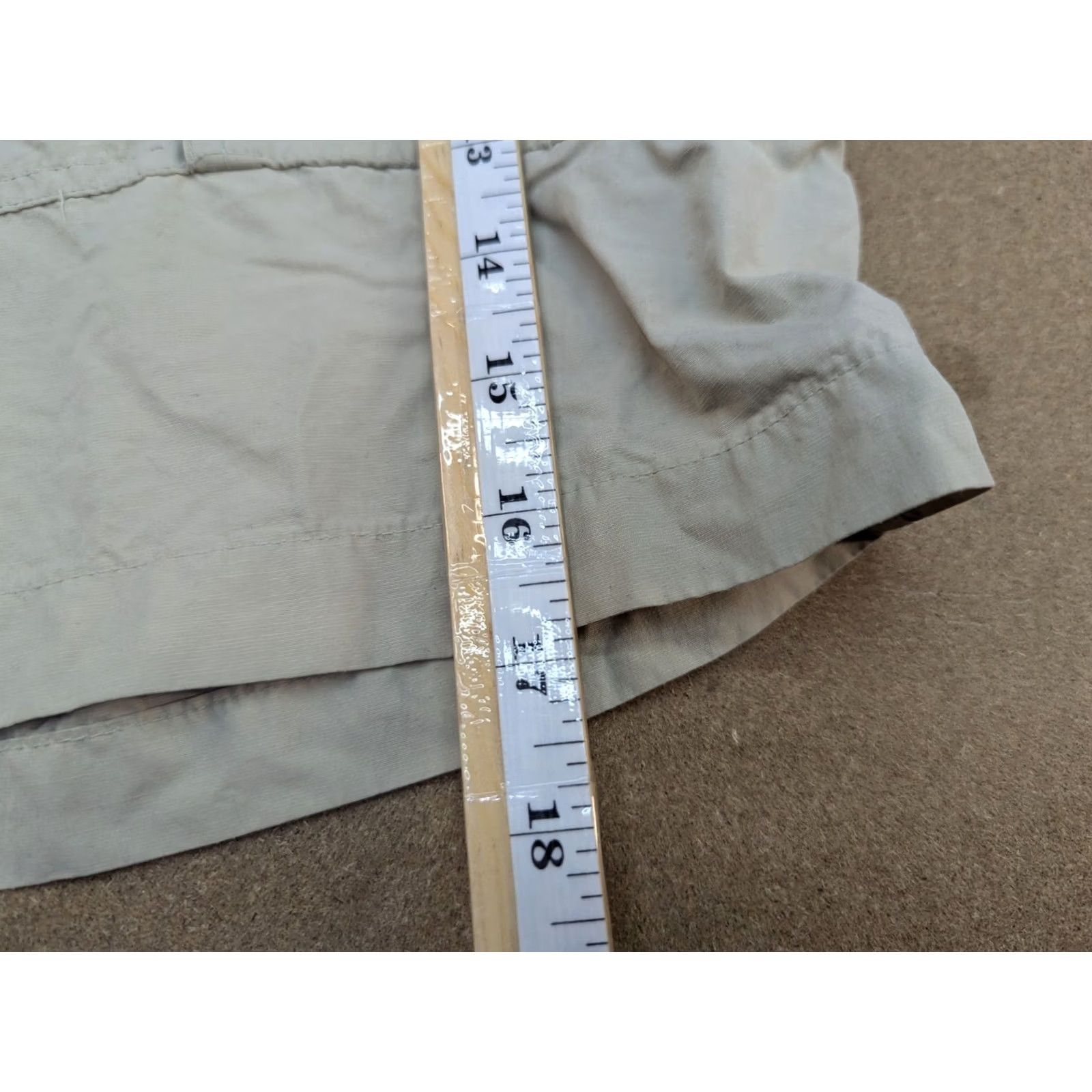 Vintage Fjallraven Shorts Mens Size 42 Beige Outdoor Hiking Pockets Trekking Cargo Casual Travel Size US 42 / EU 58 - 7 Thumbnail