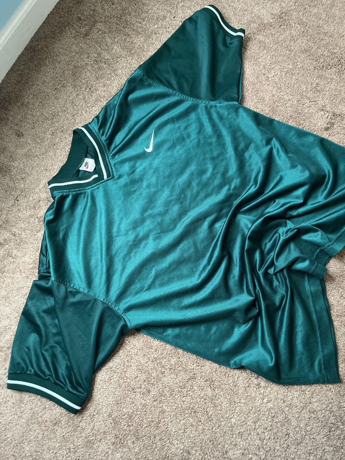 Nike Vintage 90s Nike Green jersey like Tee large Size US L / EU 52-54 / 3 - 2 Thumbnail