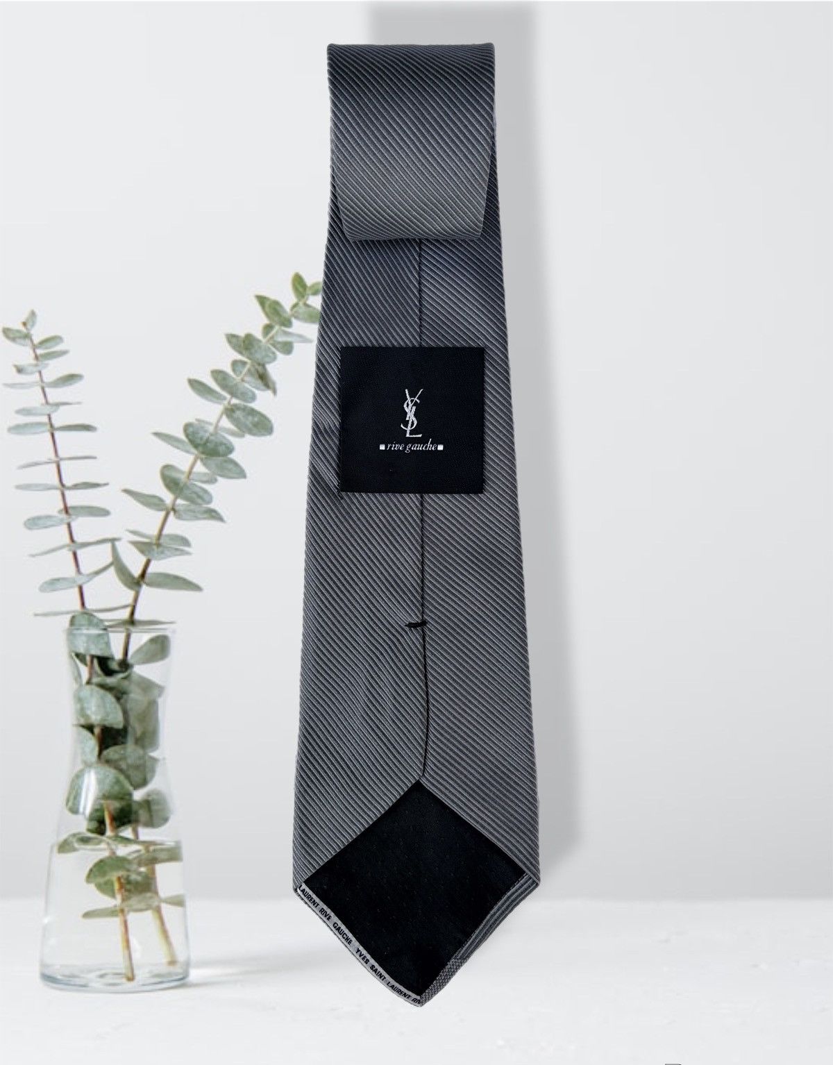 Yves Saint Laurent YSL Yves Saint Laurent Rive Gauch Tie Grey NECKTIE Stripes Size ONE SIZE - 1 Thumbnail
