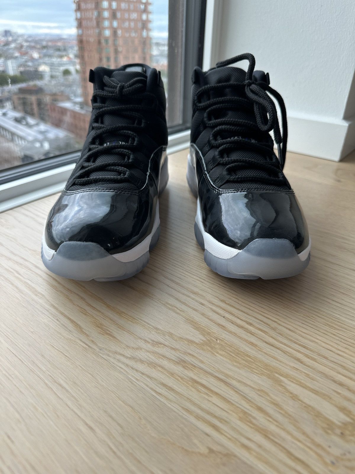 Jordan Brand Air Jordan 11 Retro “Space Jam” (2016) – DS – EU42 / US9 Size US 9 / EU 42 - 2 Thumbnail
