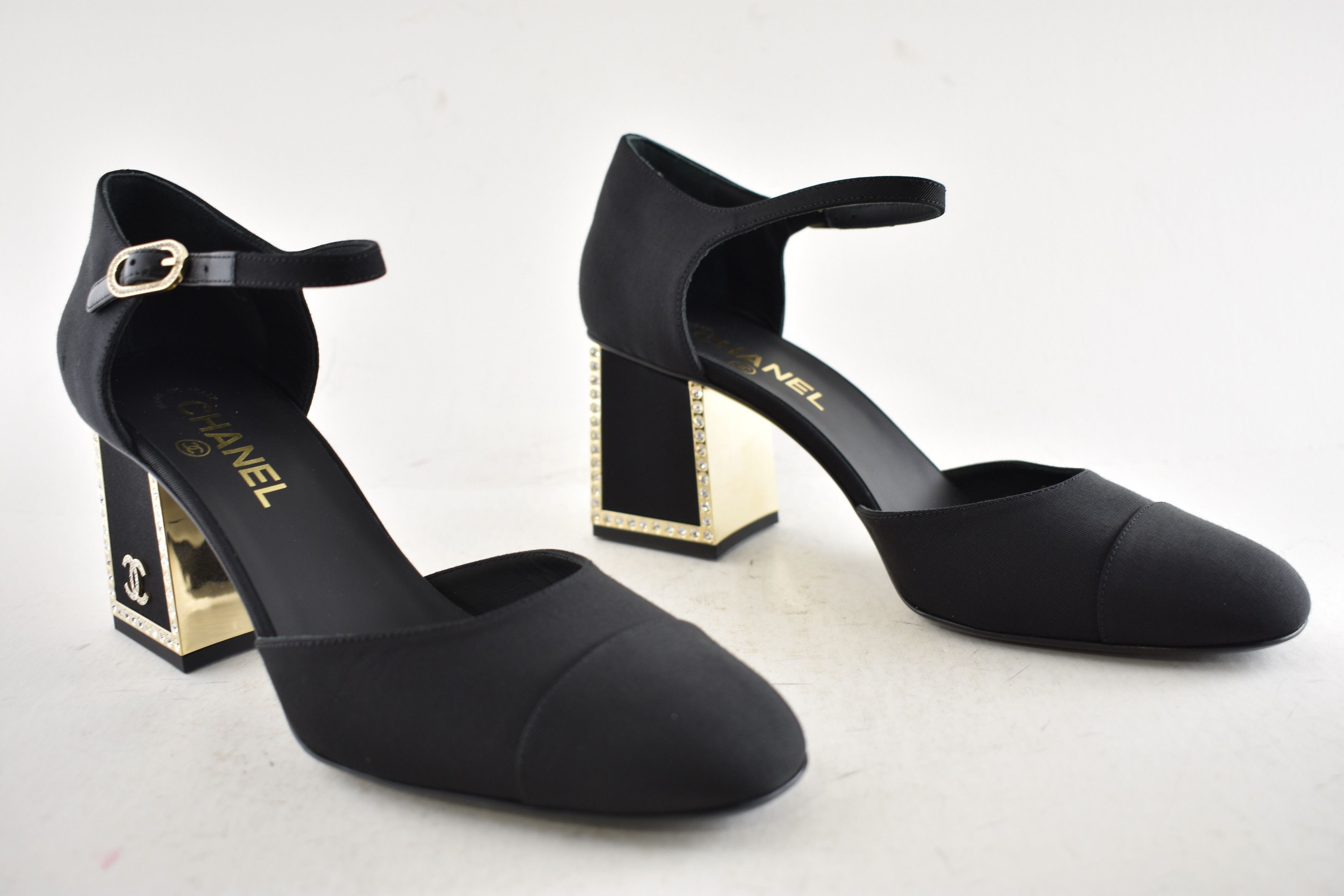 Chanel Chanel 24B Crystal Logo Gold Ankle Strap Block Heel Pump 40 Size US 10 / IT 40 - 3 Thumbnail