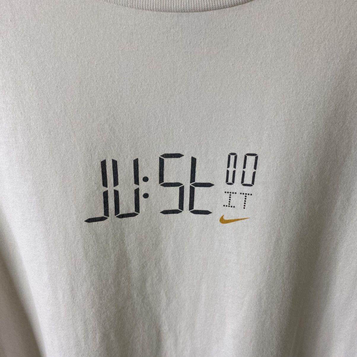 Nike 1990s Nike Just Do It Digital Clock Font Skater LS T Shirt Size US L / EU 52-54 / 3 - 2 Thumbnail