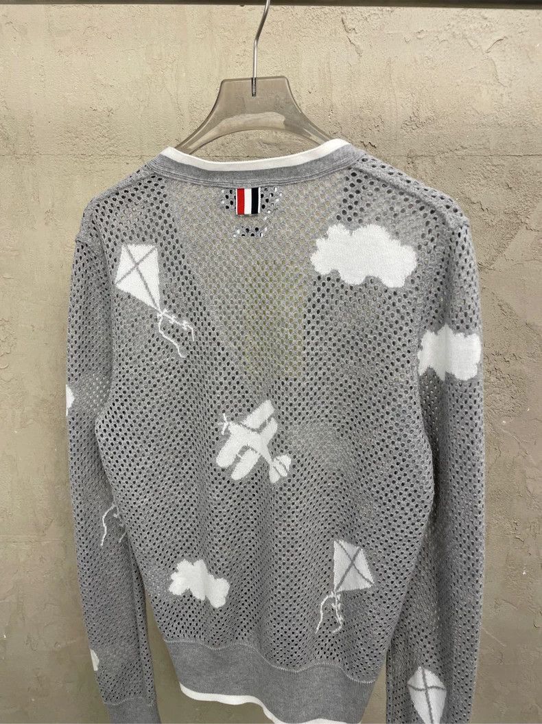 Thom Browne Thom browne Gray show small airplane cloud kite mesh knitte Size US XXS / EU 40 - 4 Thumbnail