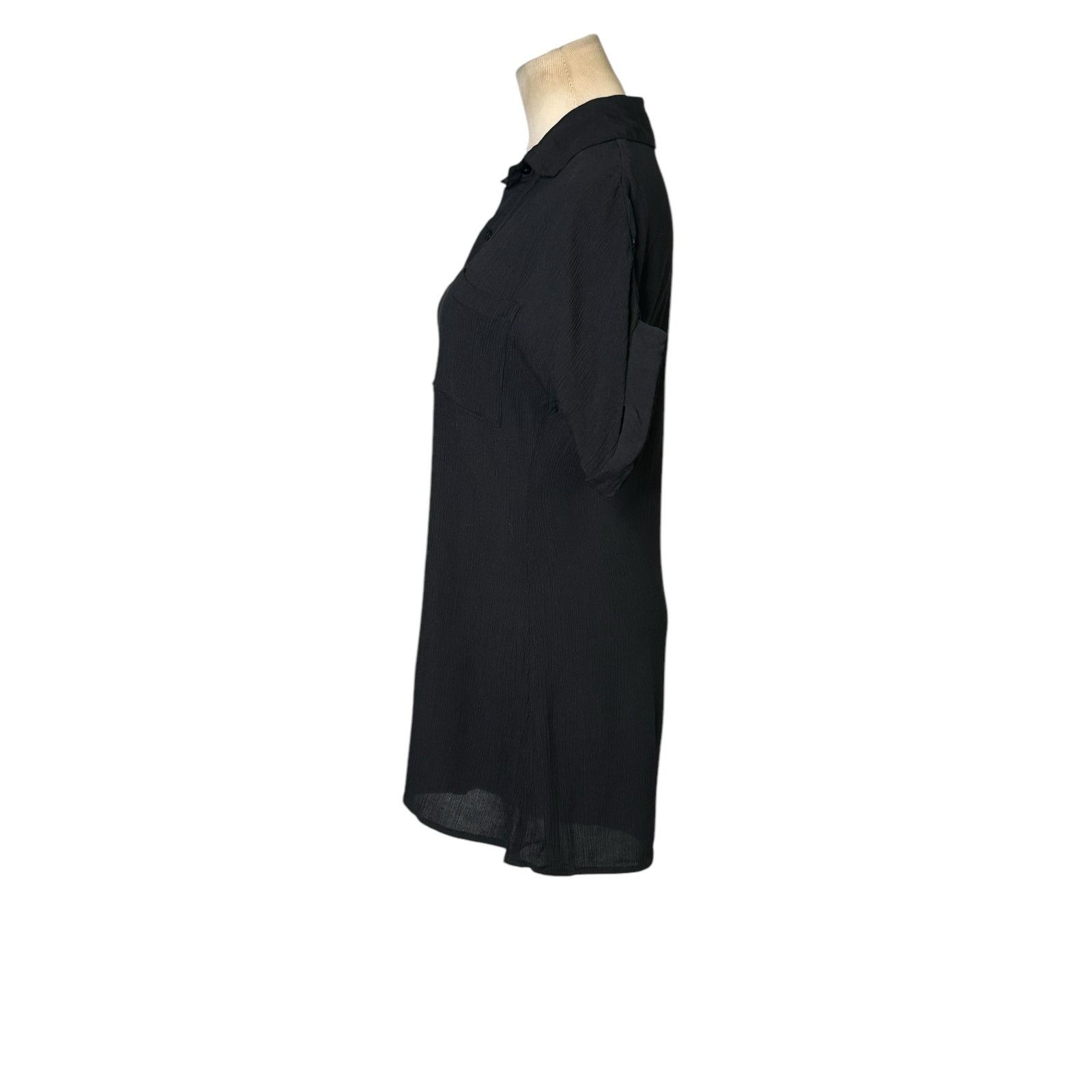 Nasty Gal Nasty Gal black short cuffed sleeves buttoned romper size 4 Size 27" / US 4 / IT 40 - 5 Thumbnail