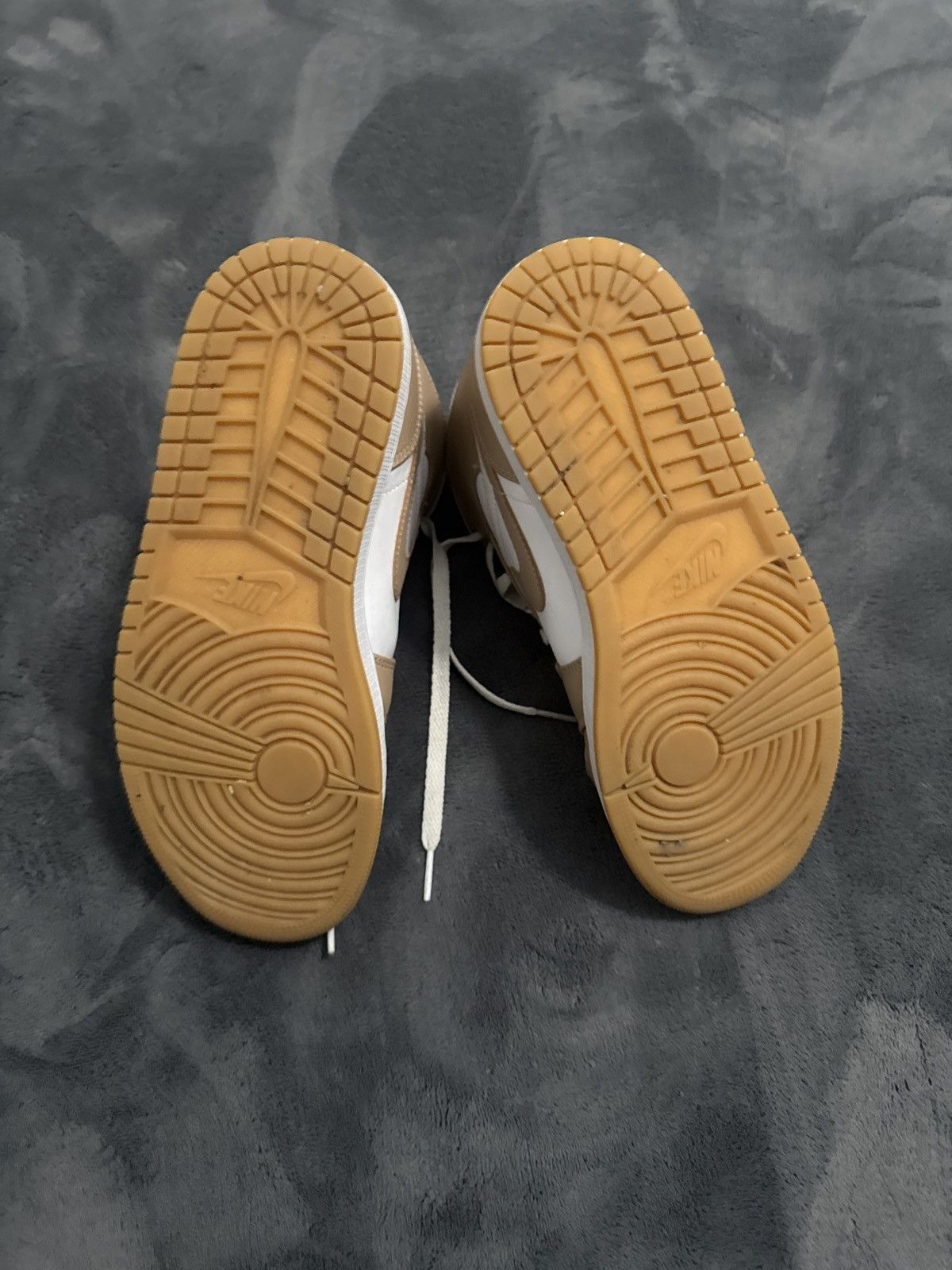 Jordan Brand Air Jordan 1 Retro Size US 8.5 / EU 41-42 - 6 Thumbnail